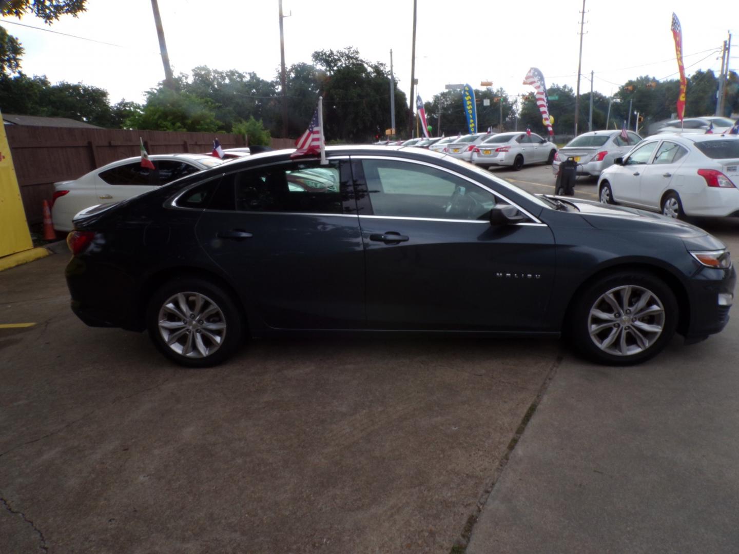 2020 Chevrolet Malibu 1LT photo 4