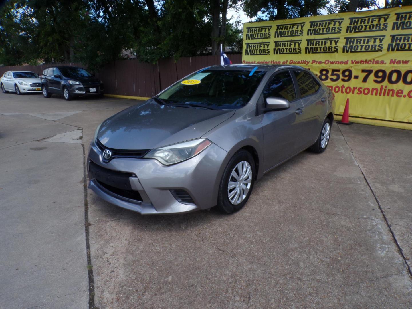 2015 Toyota Corolla L 4-Speed AT (5YFBURHE1FP) with an 1.8L L4 DOHC 16V engine, 4-Speed Automatic transmission, located at 16710 Clay Rd., Houston, TX, 77084, (281) 859-7900, 29.834864, -95.656166 - Photo#4