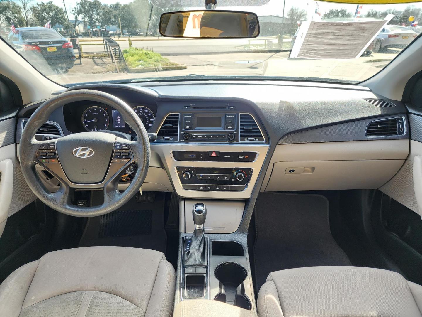 2015 Blue /Gray Hyundai Sonata ECO (5NPE24AF4FH) with an 1.6L L4 DOHC 16V engine, 7-Speed Automatic transmission, located at 16710 Clay Rd., Houston, TX, 77084, (281) 859-7900, 29.834864, -95.656166 - Photo#11