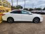 2017 White /Black Toyota Camry SE (4T1BF1FK9HU) with an 2.5L L4 DOHC 16V engine, Automatic 6-Speed transmission, located at 16710 Clay Rd., Houston, TX, 77084, (281) 859-7900, 29.834864, -95.656166 - Photo#3