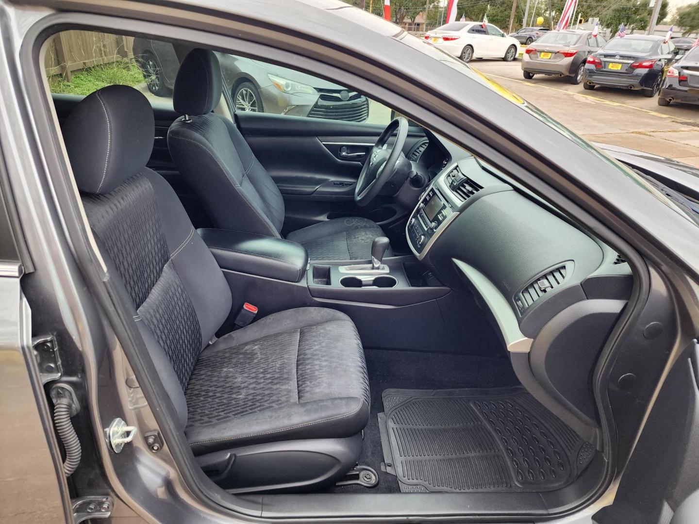 2017 Gray /Black Nissan Altima 2.5 S (1N4AL3AP5HC) with an 2.5L L4 DOHC 16V engine, CVT transmission, located at 16710 Clay Rd., Houston, TX, 77084, (281) 859-7900, 29.834864, -95.656166 - Photo#11