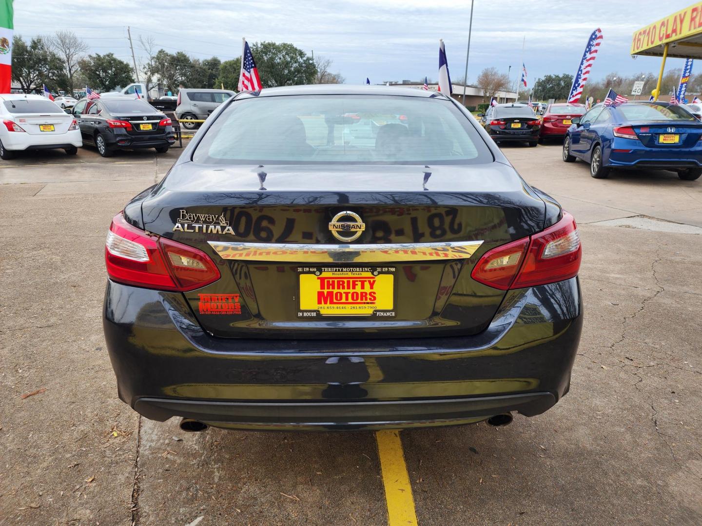 2018 Black /Black Nissan Altima 2.5 (1N4AL3AP8JC) with an 2.5L L4 DOHC 16V engine, CVT transmission, located at 16710 Clay Rd., Houston, TX, 77084, (281) 859-7900, 29.834864, -95.656166 - Photo#5