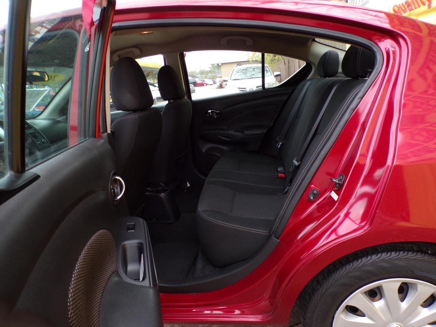 2018 Red /Gray Nissan Versa 1.6 SL Sedan (3N1CN7AP5JL) with an 1.6L L4 DOHC 16V engine, CVT transmission, located at 16710 Clay Rd., Houston, TX, 77084, (281) 859-7900, 29.834864, -95.656166 - Photo#11