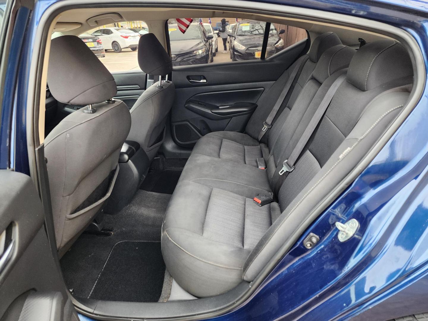 2019 Blue /Gray Nissan Altima 2.5 S (1N4BL4BV0KC) with an 2.5L L4 DOHC 16V engine, CVT transmission, located at 16710 Clay Rd., Houston, TX, 77084, (281) 859-7900, 29.834864, -95.656166 - Photo#11