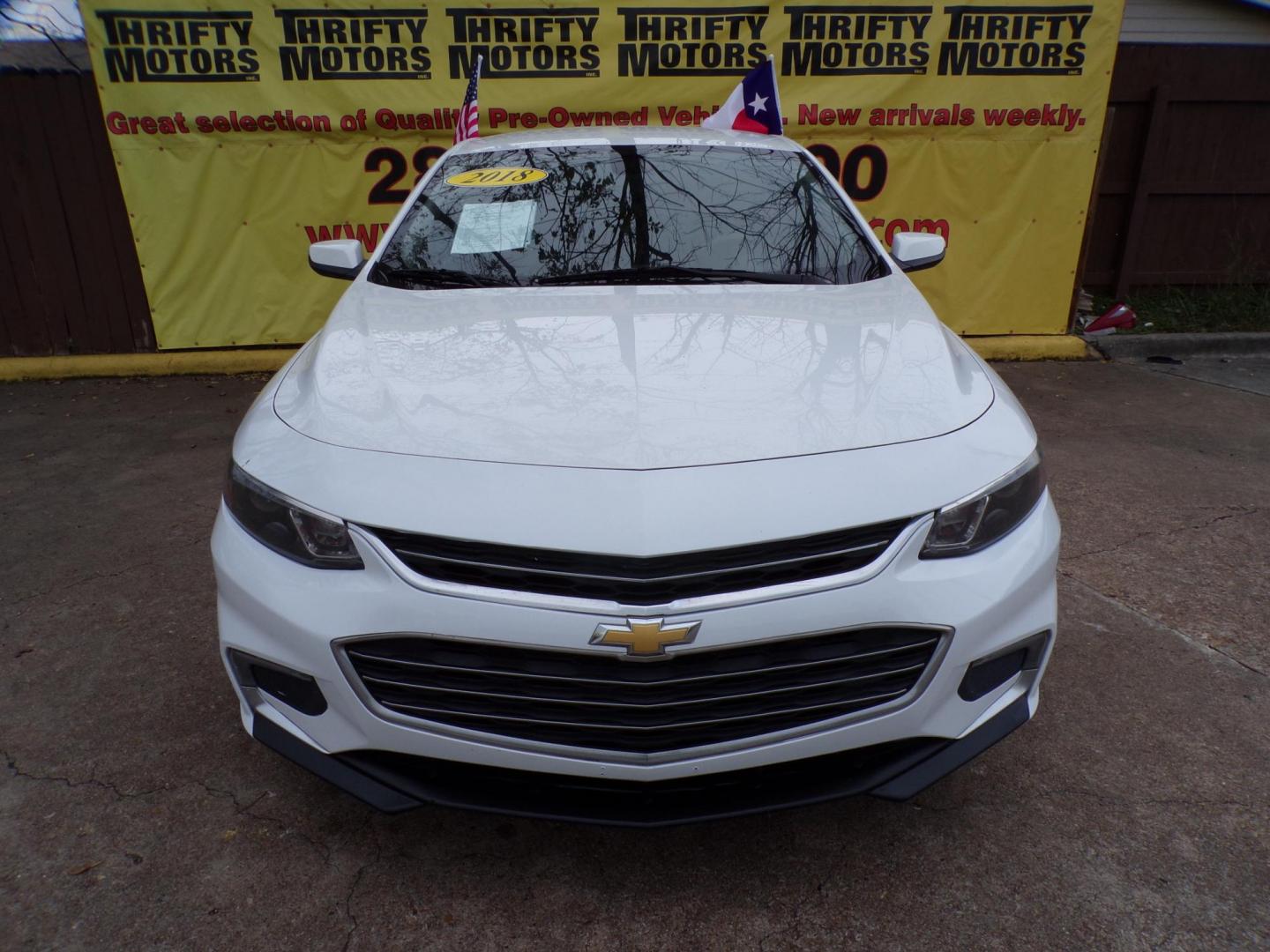 2018 White /Gray Chevrolet Malibu LT (1G1ZD5STXJF) with an 1.5L L4 DOHC 16V engine, 6A transmission, located at 16710 Clay Rd., Houston, TX, 77084, (281) 859-7900, 29.834864, -95.656166 - Photo#0