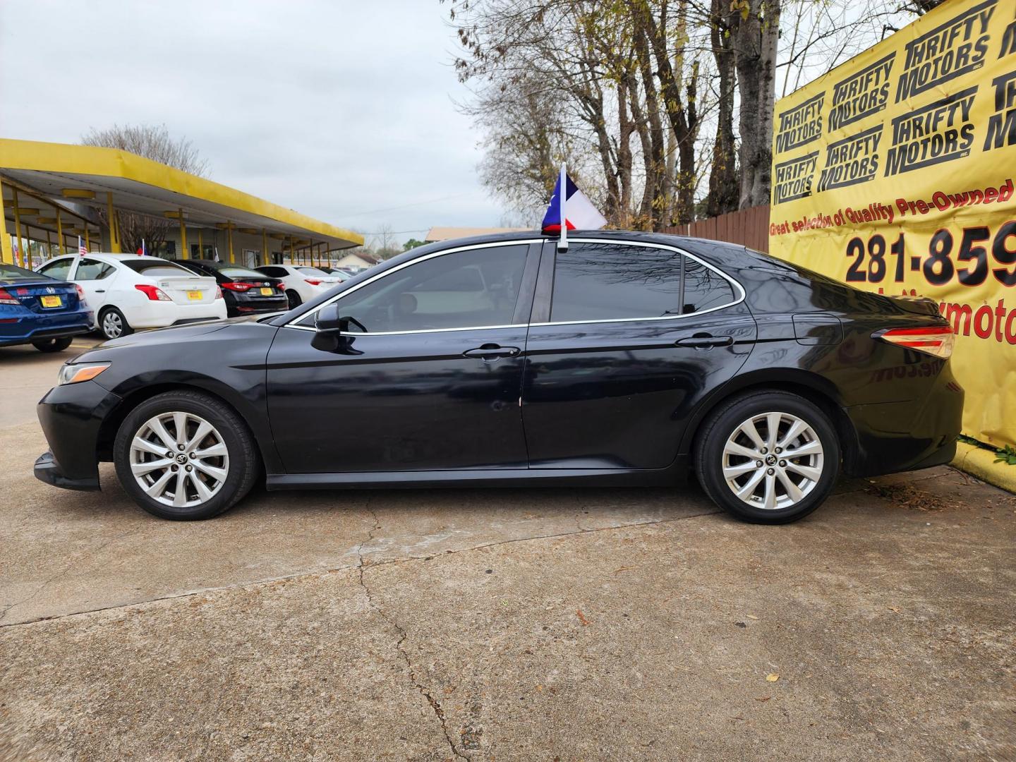 2018 Black /Black Toyota Camry XSE (JTNB11HK9J3) with an 2.5L L4 DOHC 16V engine, 8A transmission, located at 16710 Clay Rd., Houston, TX, 77084, (281) 859-7900, 29.834864, -95.656166 - Photo#5