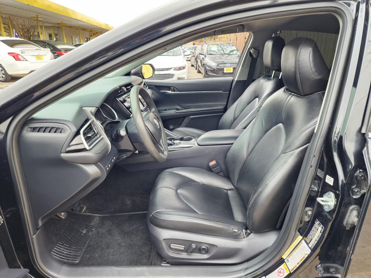 2018 Black /Black Toyota Camry XSE (JTNB11HK9J3) with an 2.5L L4 DOHC 16V engine, 8A transmission, located at 16710 Clay Rd., Houston, TX, 77084, (281) 859-7900, 29.834864, -95.656166 - Photo#10