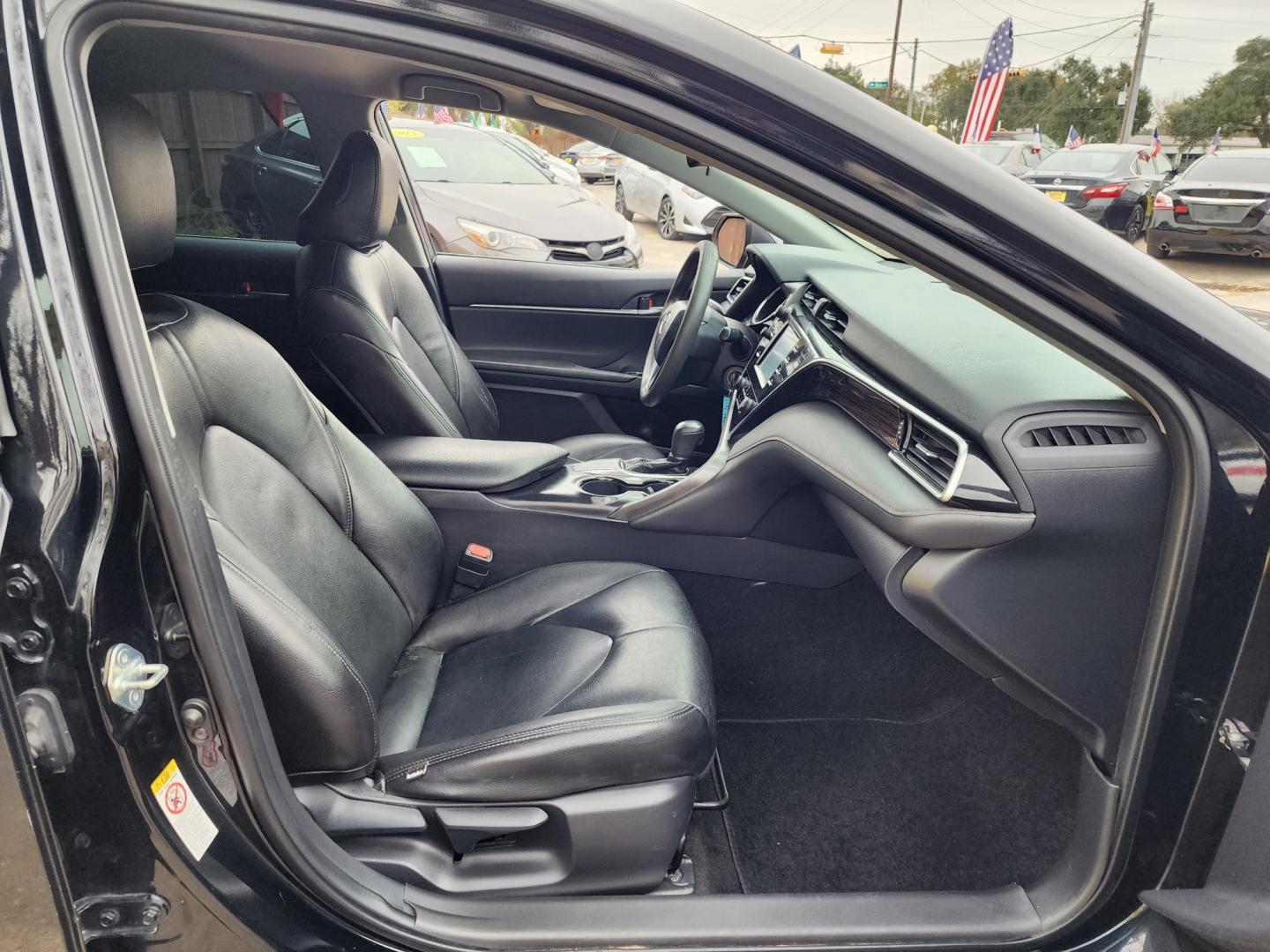 2018 Black /Black Toyota Camry XSE (JTNB11HK9J3) with an 2.5L L4 DOHC 16V engine, 8A transmission, located at 16710 Clay Rd., Houston, TX, 77084, (281) 859-7900, 29.834864, -95.656166 - Photo#12