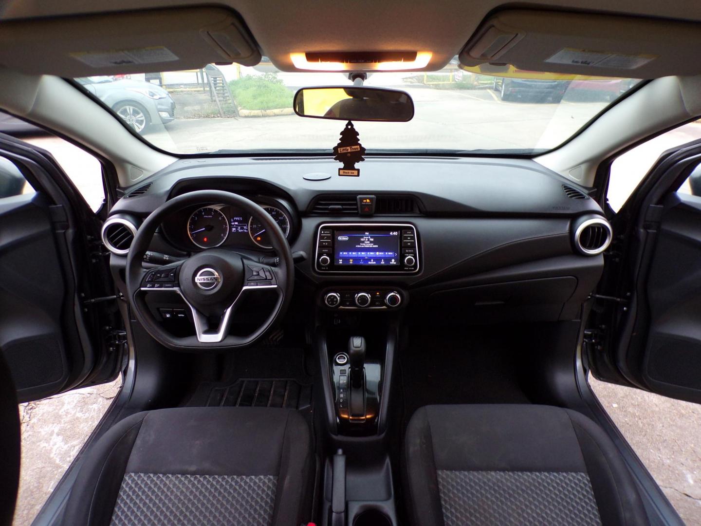 2021 Gray /Gray Nissan Versa S CVT (3N1CN8DV5ML) with an 1.6L L4 DOHC 16V engine, CVT transmission, located at 16710 Clay Rd., Houston, TX, 77084, (281) 859-7900, 29.834864, -95.656166 - Photo#9