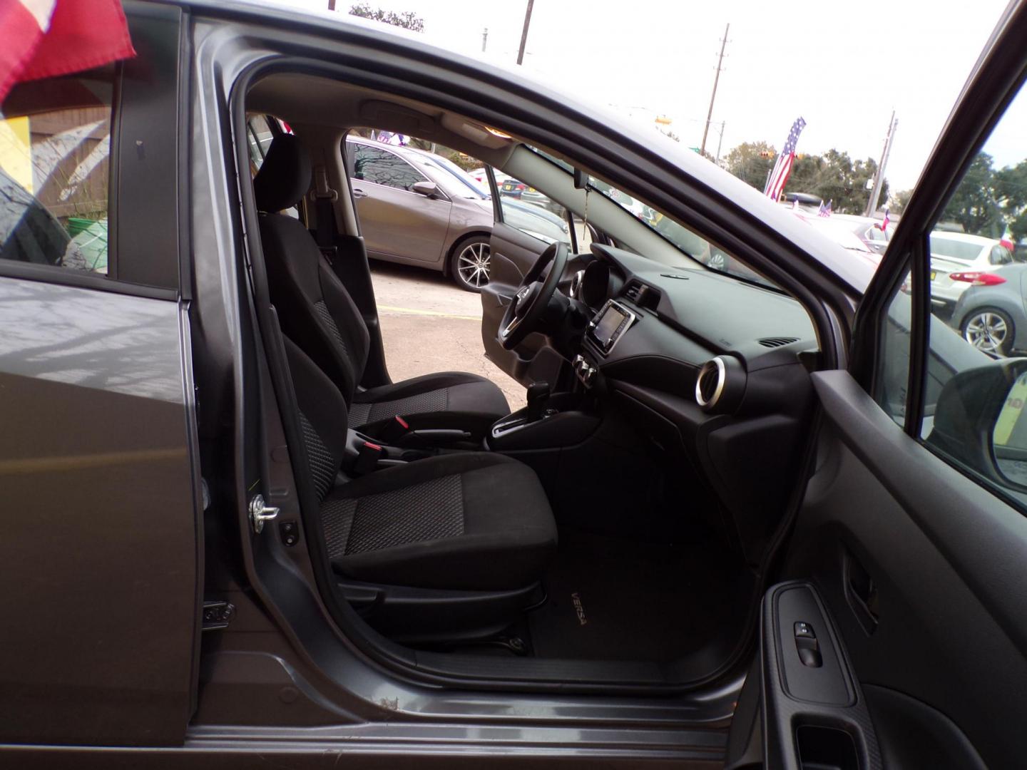 2021 Gray /Gray Nissan Versa S CVT (3N1CN8DV5ML) with an 1.6L L4 DOHC 16V engine, CVT transmission, located at 16710 Clay Rd., Houston, TX, 77084, (281) 859-7900, 29.834864, -95.656166 - Photo#12