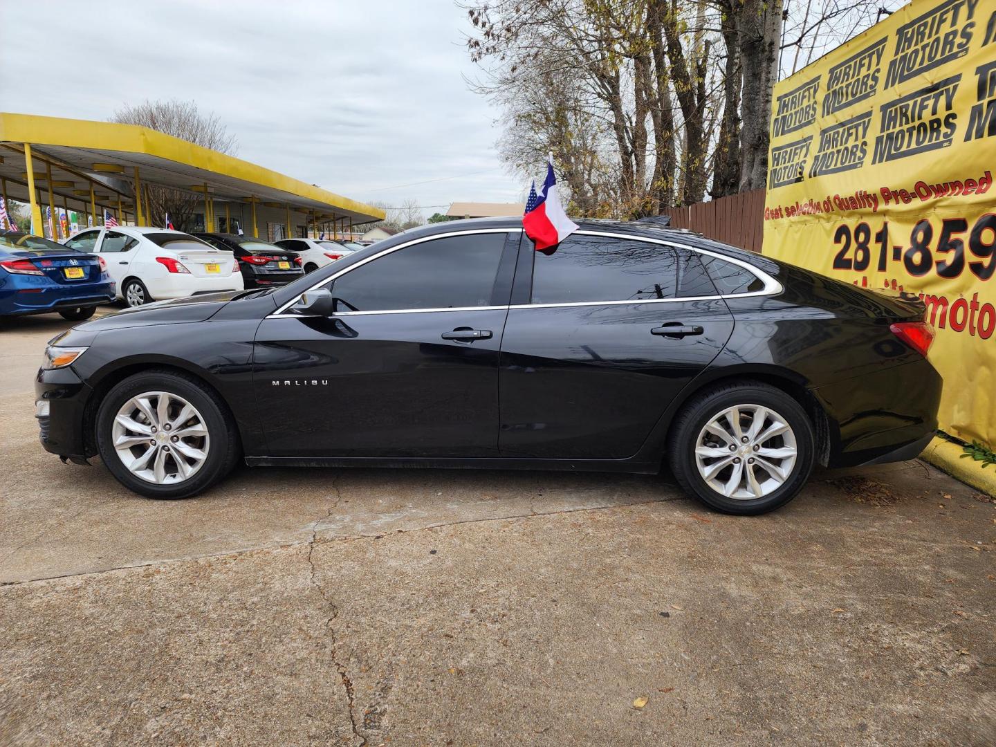 2021 Black /Gray Chevrolet Malibu LT (1G1ZD5ST3MF) with an 1.5L L4 DOHC 16V engine, 6A transmission, located at 16710 Clay Rd., Houston, TX, 77084, (281) 859-7900, 29.834864, -95.656166 - Photo#3