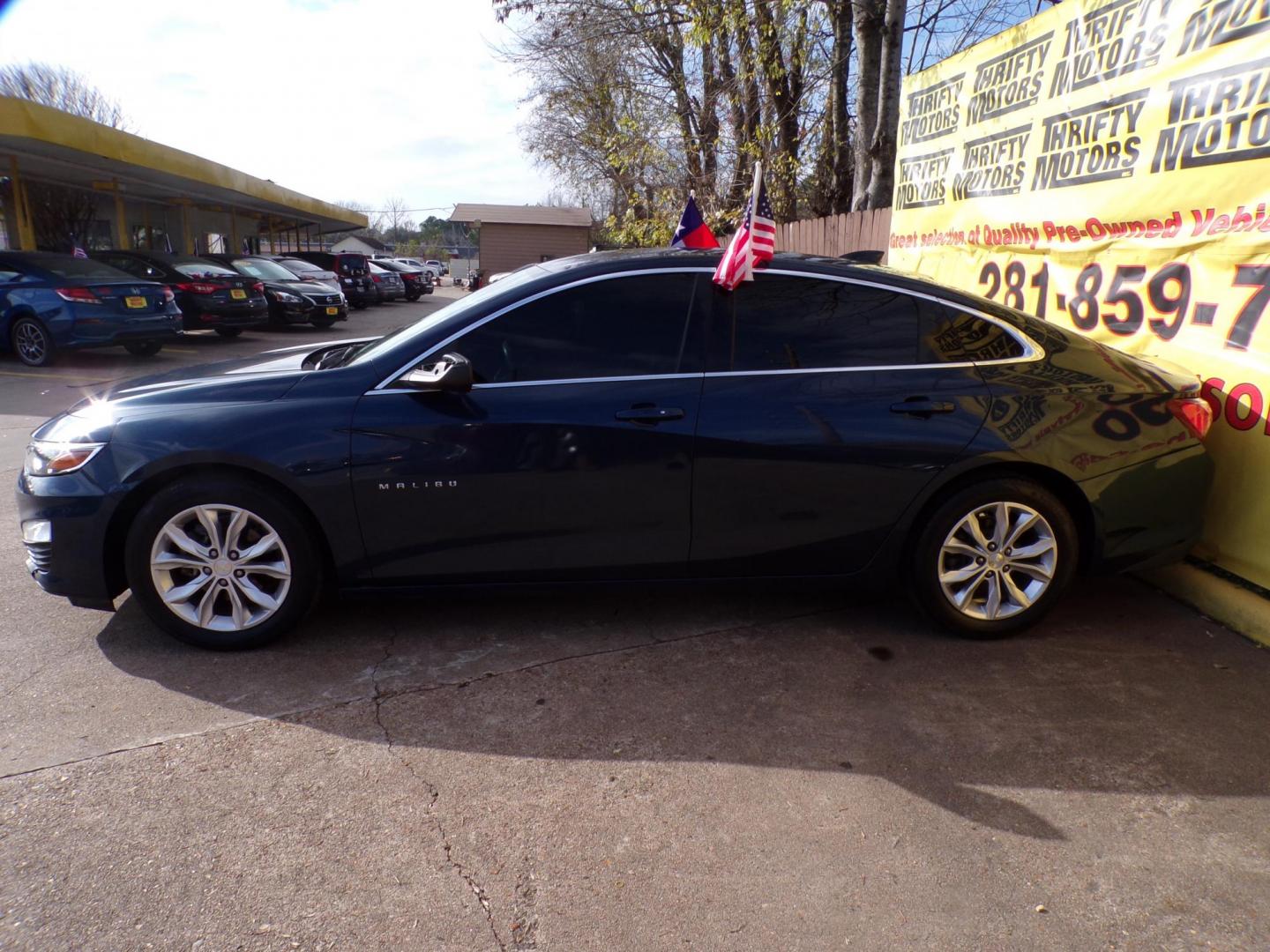 2020 Blue /Gray Chevrolet Malibu LT (1G1ZD5STXLF) with an 1.5L L4 DOHC 16V engine, 6A transmission, located at 16710 Clay Rd., Houston, TX, 77084, (281) 859-7900, 29.834864, -95.656166 - Photo#3