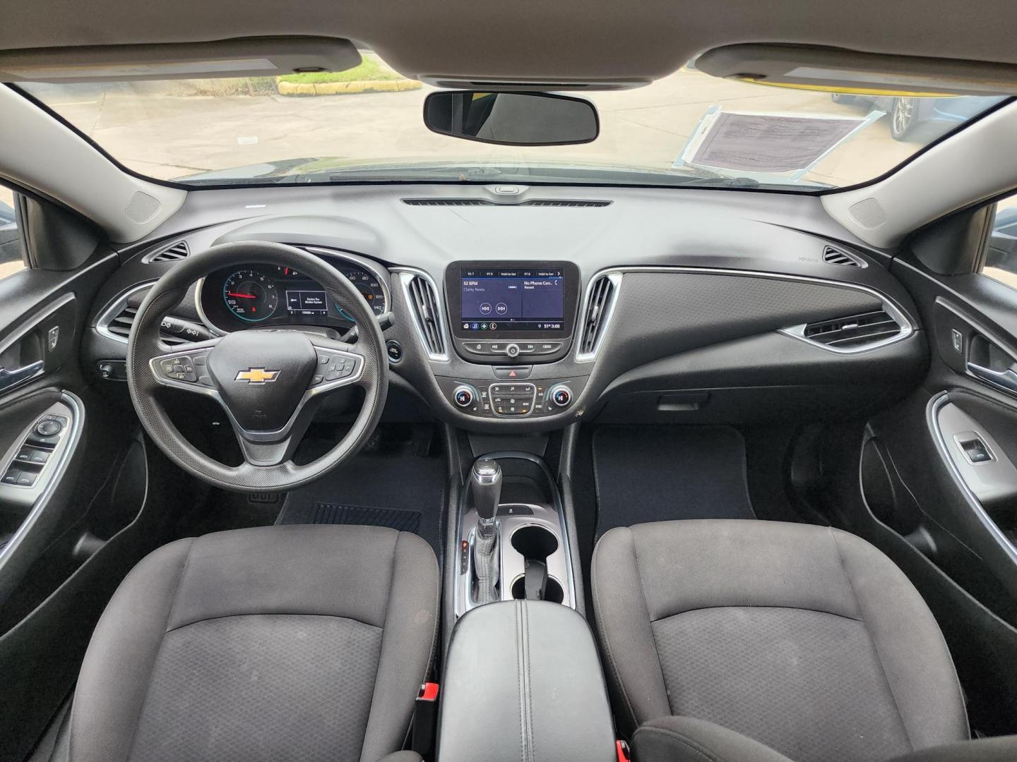 2019 Gray /Gray Chevrolet Malibu LT (1G1ZD5ST6KF) with an 1.5L L4 DOHC 16V engine, 6A transmission, located at 16710 Clay Rd., Houston, TX, 77084, (281) 859-7900, 29.834864, -95.656166 - Photo#7