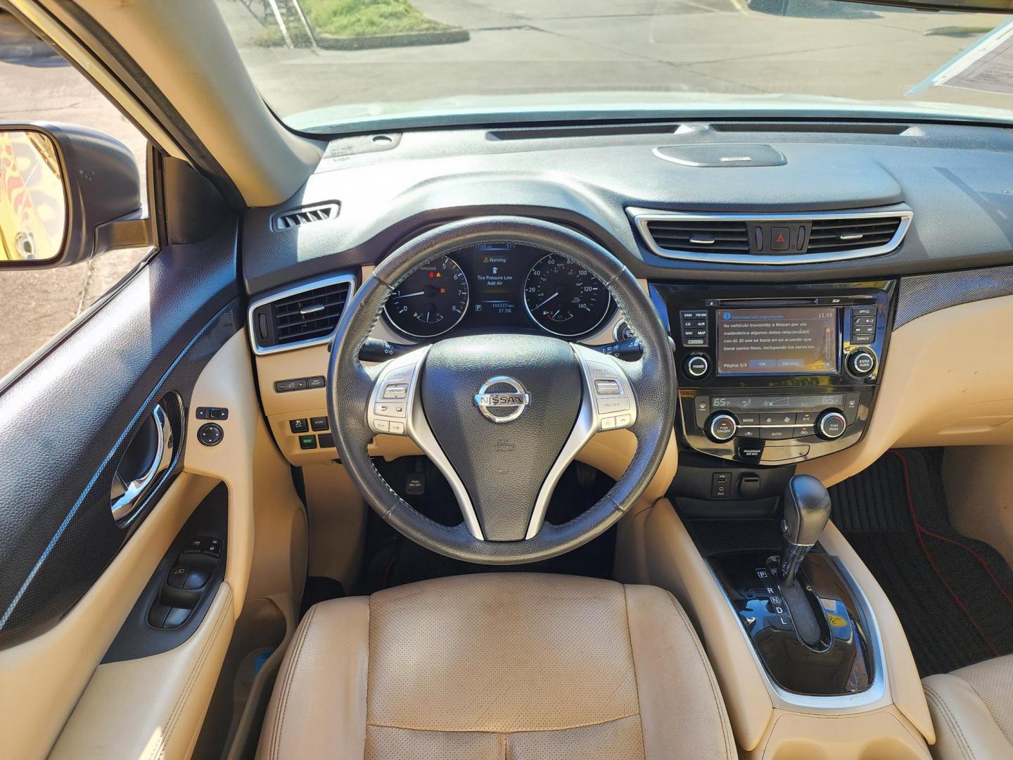 2016 White /Gray Nissan Rogue S 2WD (KNMAT2MT7GP) with an 2.5L L4 DOHC 16V engine, CVT transmission, located at 16710 Clay Rd., Houston, TX, 77084, (281) 859-7900, 29.834864, -95.656166 - Photo#9