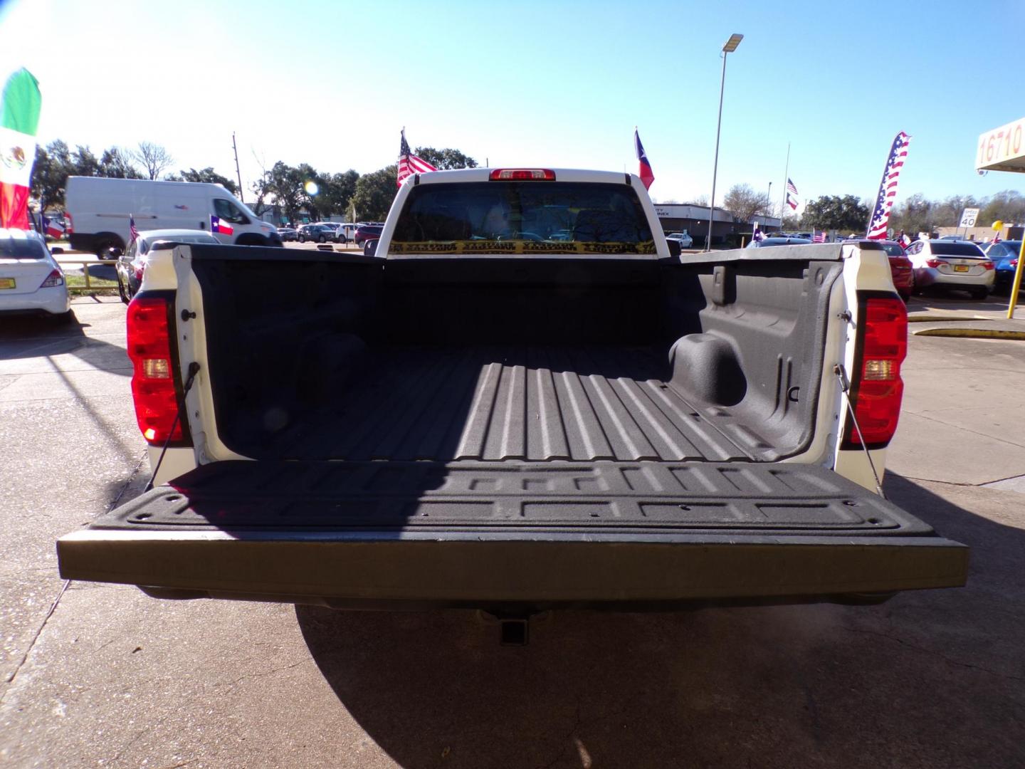 2017 White /Gray Chevrolet Silverado 1500 Work Truck Short Box 2WD (1GCNCNEC3HZ) with an 5.3L V8 engine, 6A transmission, located at 16710 Clay Rd., Houston, TX, 77084, (281) 859-7900, 29.834864, -95.656166 - Photo#13