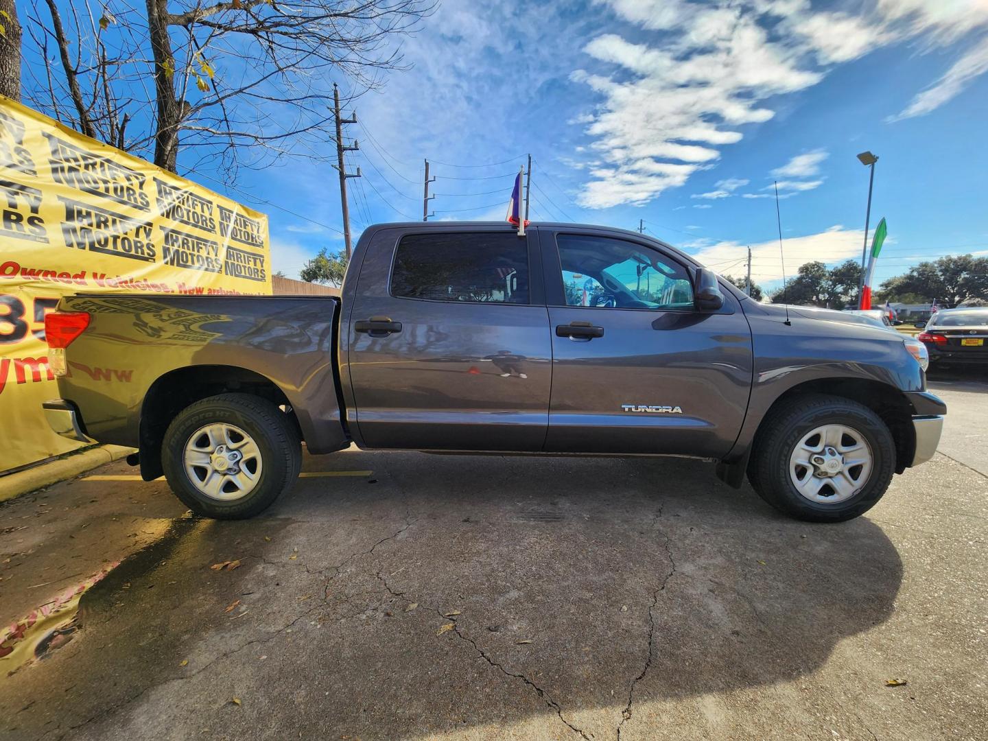 2012 Gray /Gray Toyota Tundra Tundra-Grade CrewMax 4.6L 2WD (5TFEM5F11CX) with an 4.6L V8 DOHC 32V engine, 5-Speed Automatic Overdrive transmission, located at 16710 Clay Rd., Houston, TX, 77084, (281) 859-7900, 29.834864, -95.656166 - Photo#3