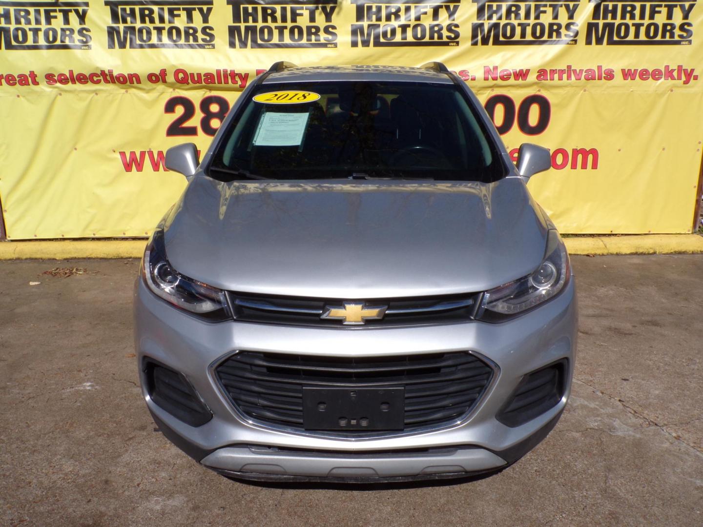 2018 Silver /Black Chevrolet Trax LT FWD (3GNCJLSB5JL) with an 1.4L L4 DOHC 16V engine, 6A transmission, located at 16710 Clay Rd., Houston, TX, 77084, (281) 859-7900, 29.834864, -95.656166 - Photo#0