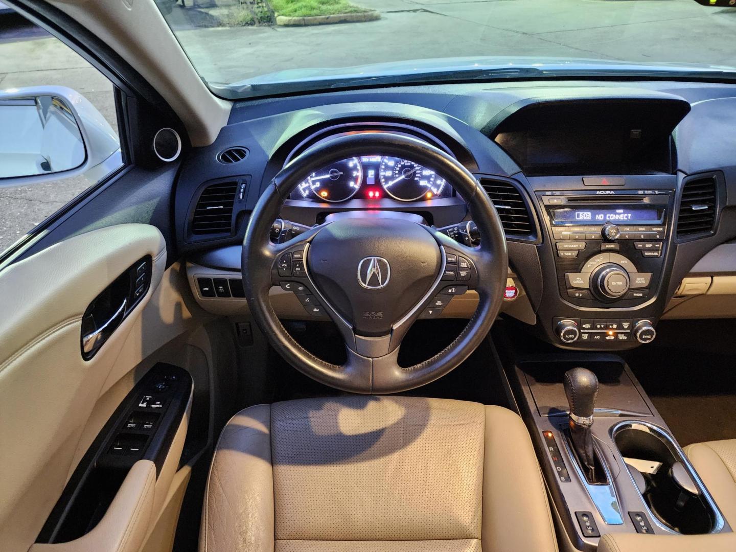 2015 White /Beige Acura RDX 6-Spd AT w/ Technology Package (5J8TB3H55FL) with an 2.3L L4 DOHC 16V engine, 6-Speed Automatic transmission, located at 16710 Clay Rd., Houston, TX, 77084, (281) 859-7900, 29.834864, -95.656166 - Photo#13