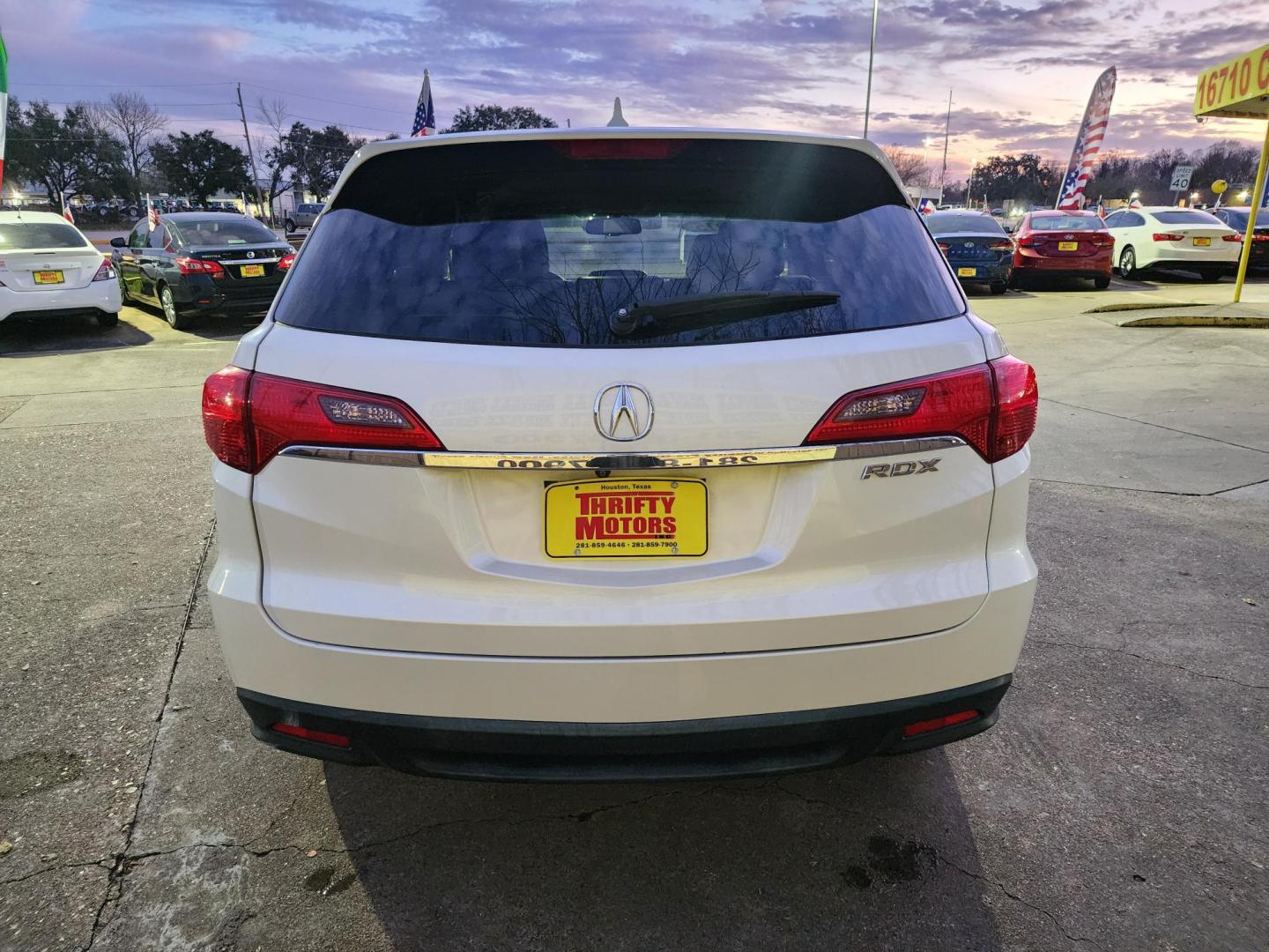 2015 White /Beige Acura RDX 6-Spd AT w/ Technology Package (5J8TB3H55FL) with an 2.3L L4 DOHC 16V engine, 6-Speed Automatic transmission, located at 16710 Clay Rd., Houston, TX, 77084, (281) 859-7900, 29.834864, -95.656166 - Photo#5