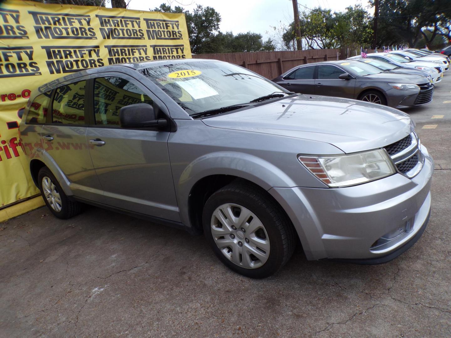 2015 Silver /Gray Dodge Journey SE (3C4PDCAB1FT) with an 2.4L L4 DOHC 16V engine, 4-Speed Automatic transmission, located at 16710 Clay Rd., Houston, TX, 77084, (281) 859-7900, 29.834864, -95.656166 - Photo#1