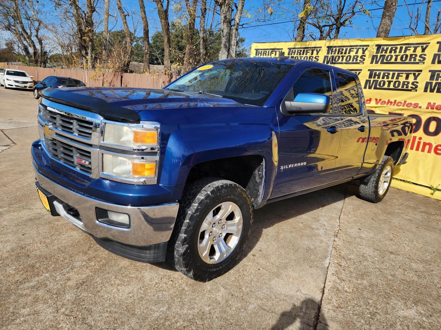 2015 Blue /Gray Chevrolet Silverado 1500 LT Double Cab 4WD (1GCVKREC9FZ) with an 5.3L V8 OHV 16V engine, 6-Speed Automatic transmission, located at 16710 Clay Rd., Houston, TX, 77084, (281) 859-7900, 29.834864, -95.656166 - Photo#1