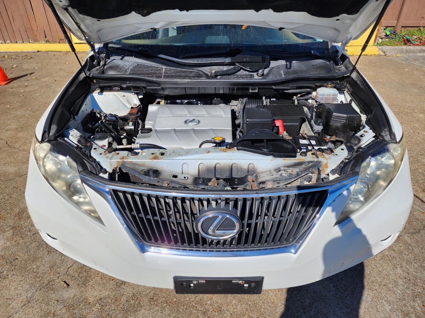 2012 White /Black Lexus RX 350 AWD (JTJBK1BAXC2) with an 3.5L V6 DOHC 24V engine, 5-Speed Automatic transmission, located at 16710 Clay Rd., Houston, TX, 77084, (281) 859-7900, 29.834864, -95.656166 - Photo#16