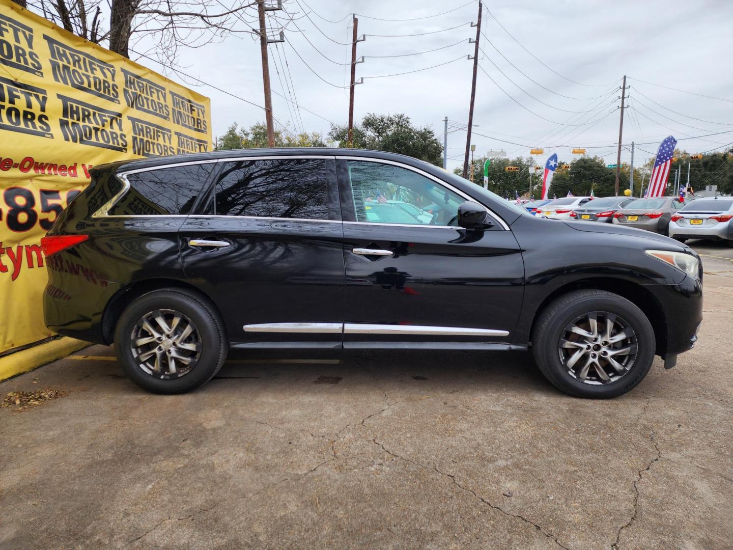 2013 Black /Black Infiniti JX AWD (5N1AL0MMXDC) with an 3.5L V6 DOHC 24V engine, Continuously Variable Transmission transmission, located at 16710 Clay Rd., Houston, TX, 77084, (281) 859-7900, 29.834864, -95.656166 - Photo#3