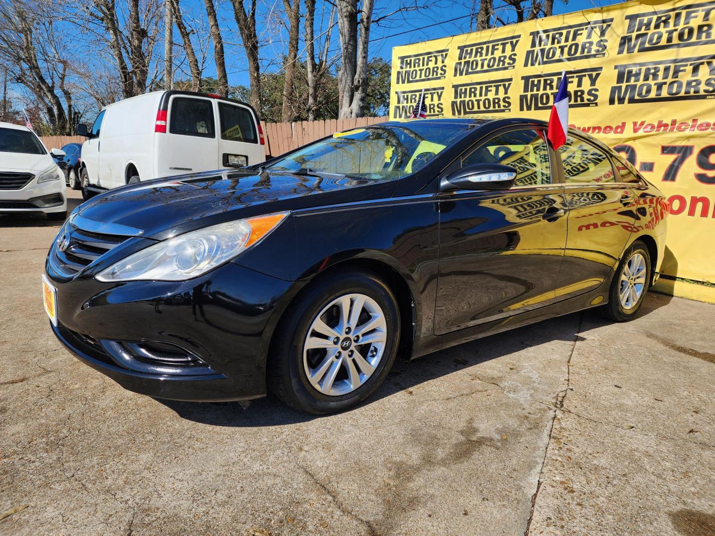 2014 Black /beige Hyundai Sonata GLS (5NPEB4AC3EH) with an 2.4L L4 DOHC 16V engine, 6-Speed Automatic transmission, located at 16710 Clay Rd., Houston, TX, 77084, (281) 859-7900, 29.834864, -95.656166 - Photo#1