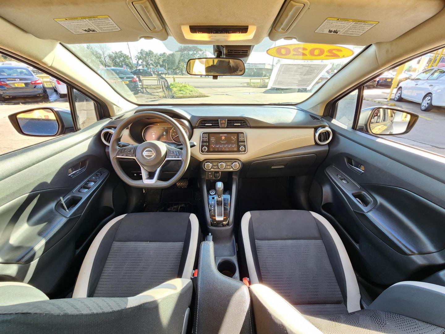 2020 Gray /gray Nissan Versa SV (3N1CN8EVXLL) with an 1.6L L4 DOHC 16V engine, Automatic transmission, located at 16710 Clay Rd., Houston, TX, 77084, (281) 859-7900, 29.834864, -95.656166 - Photo#9