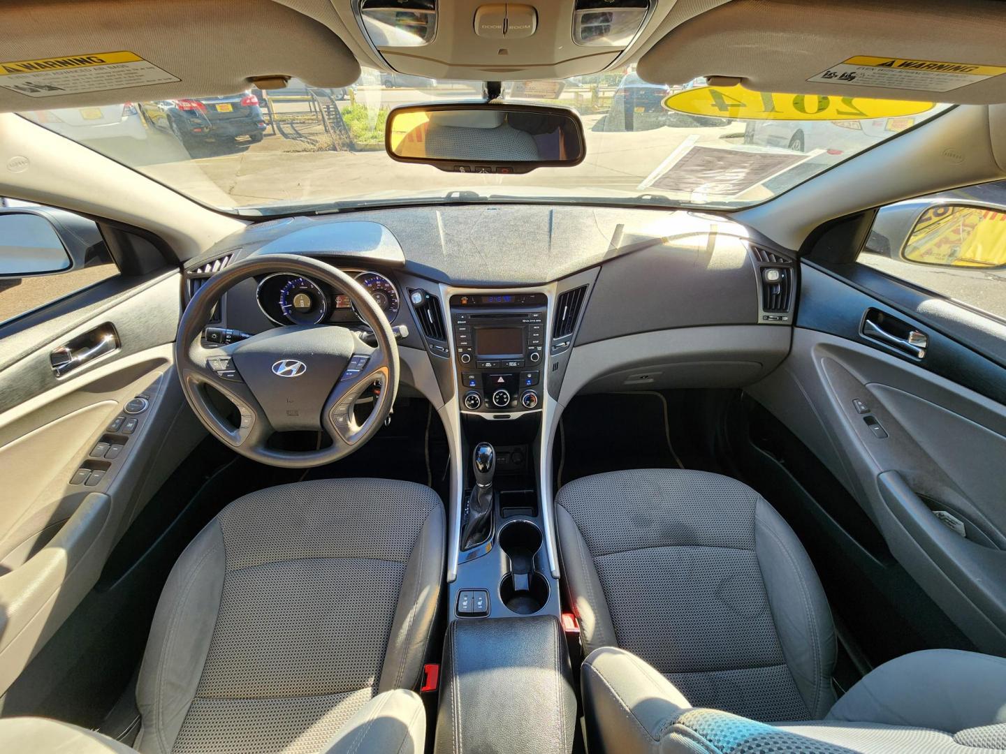 2014 Silver /Gray Hyundai Sonata GLS (5NPEB4AC0EH) with an 2.4L L4 DOHC 16V engine, 6-Speed Automatic transmission, located at 16710 Clay Rd., Houston, TX, 77084, (281) 859-7900, 29.834864, -95.656166 - Photo#9