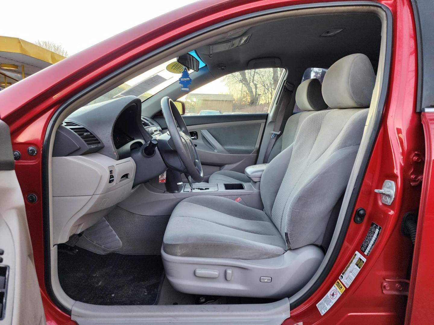 2009 Red /Gray Toyota Camry CE 5-Spd AT (4T4BE46K79R) with an 2.4L L4 DOHC 16V engine, Automatic 5-Speed transmission, located at 16710 Clay Rd., Houston, TX, 77084, (281) 859-7900, 29.834864, -95.656166 - Photo#5