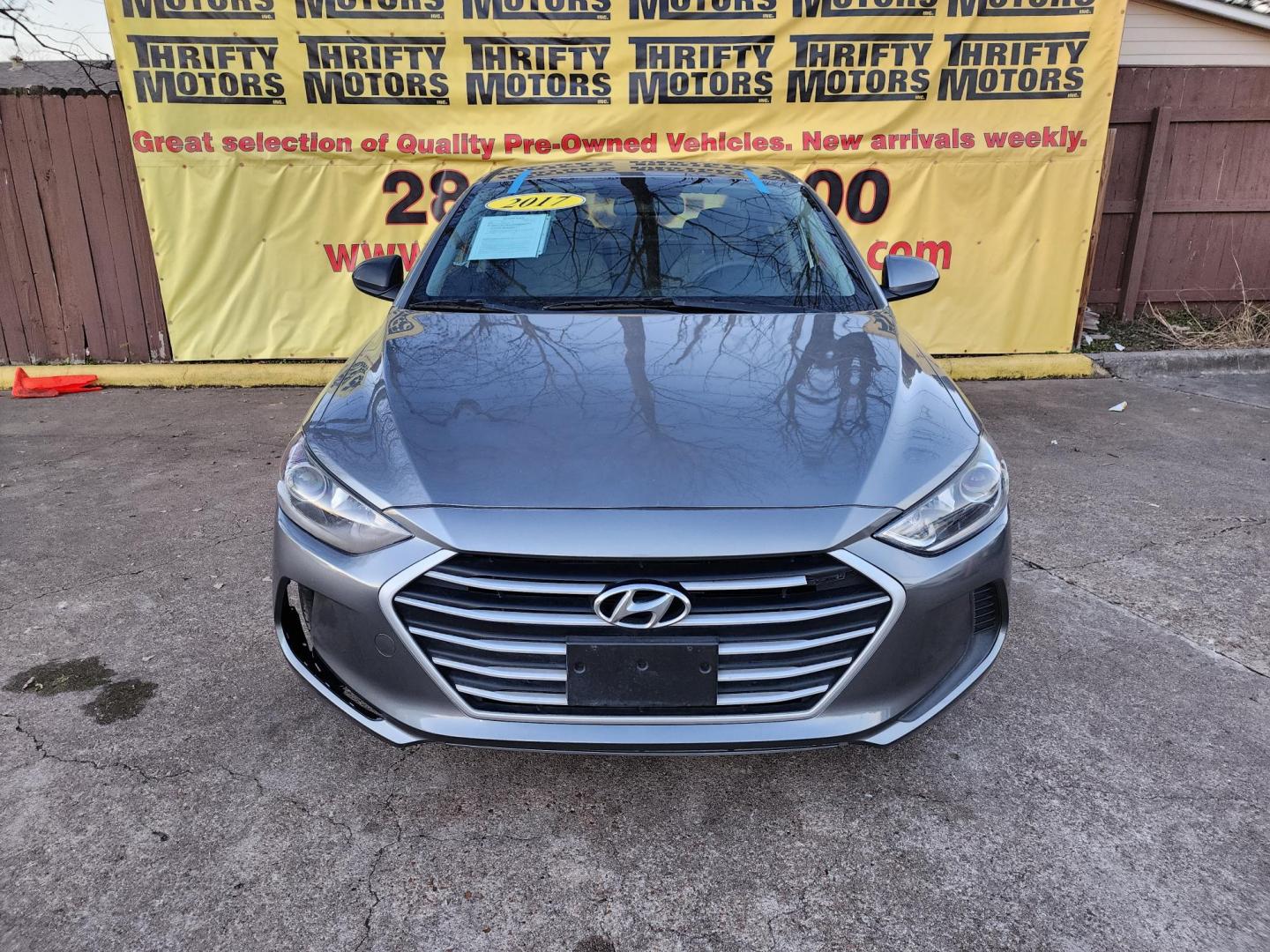 2017 Gray /Gray Hyundai Elantra SE 6AT (KMHD74LF9HU) with an 1.8L L4 DOHC 16V engine, Automatic 6-Speed transmission, located at 16710 Clay Rd., Houston, TX, 77084, (281) 859-7900, 29.834864, -95.656166 - Photo#0