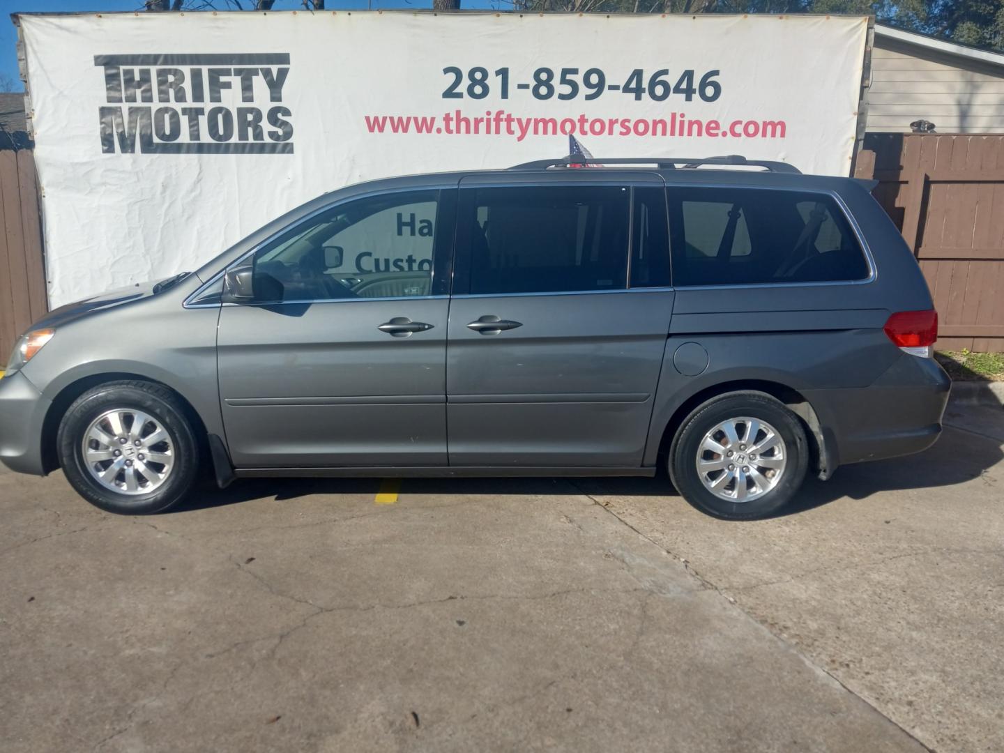 2008 Gray Honda Odyssey (5FNRL38648B) with an 3.5L V6 3.5L V6 engine, Automatic 5-Speed transmission, located at 16710 Clay Rd., Houston, TX, 77084, (281) 859-7900, 29.834864, -95.656166 - Low Down. Low Payments. - Photo#0