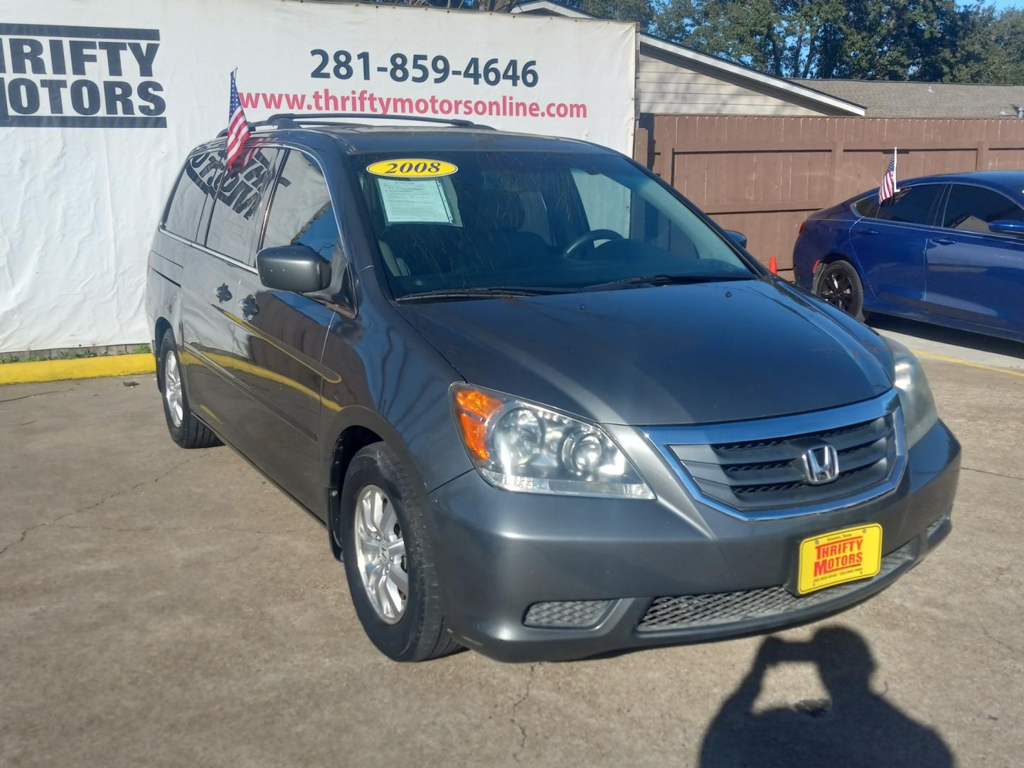 2008 Gray Honda Odyssey (5FNRL38648B) with an 3.5L V6 3.5L V6 engine, Automatic 5-Speed transmission, located at 16710 Clay Rd., Houston, TX, 77084, (281) 859-7900, 29.834864, -95.656166 - Low Down. Low Payments. - Photo#3