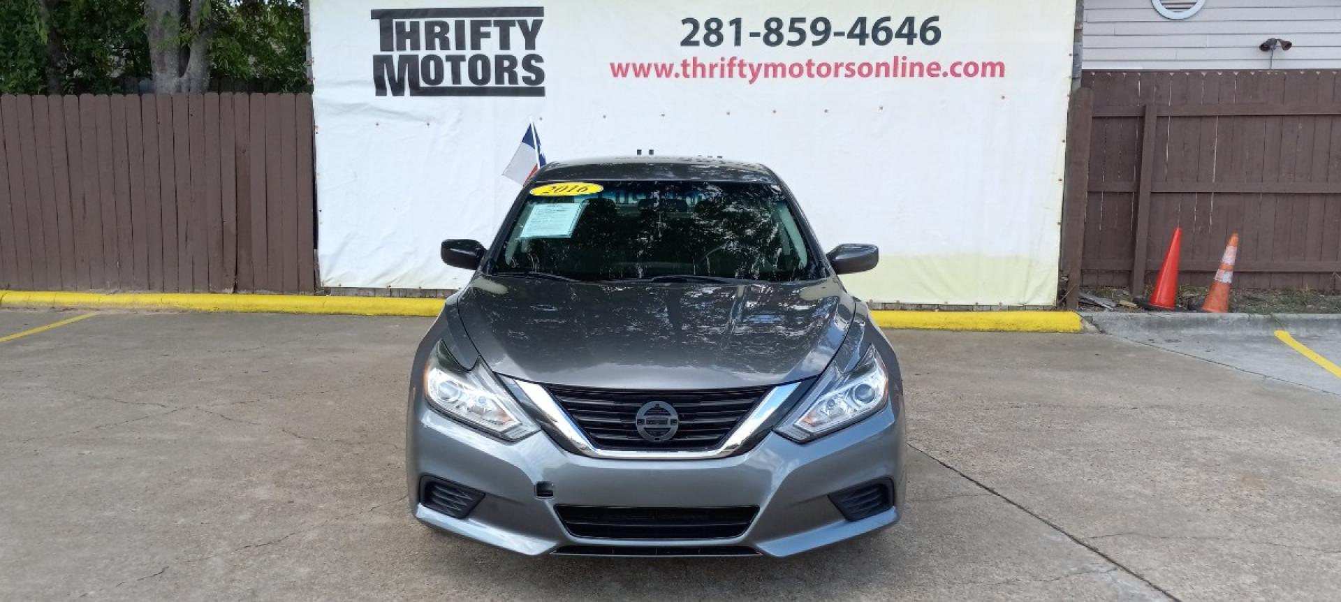 2016 Gray Nissan Altima (1N4AL3AP4GC) with an 2.5L I4 2.5L I4 engine, CVT transmission, located at 16710 Clay Rd., Houston, TX, 77084, (281) 859-7900, 29.834864, -95.656166 - Low Down. Low Payments. - Photo#1