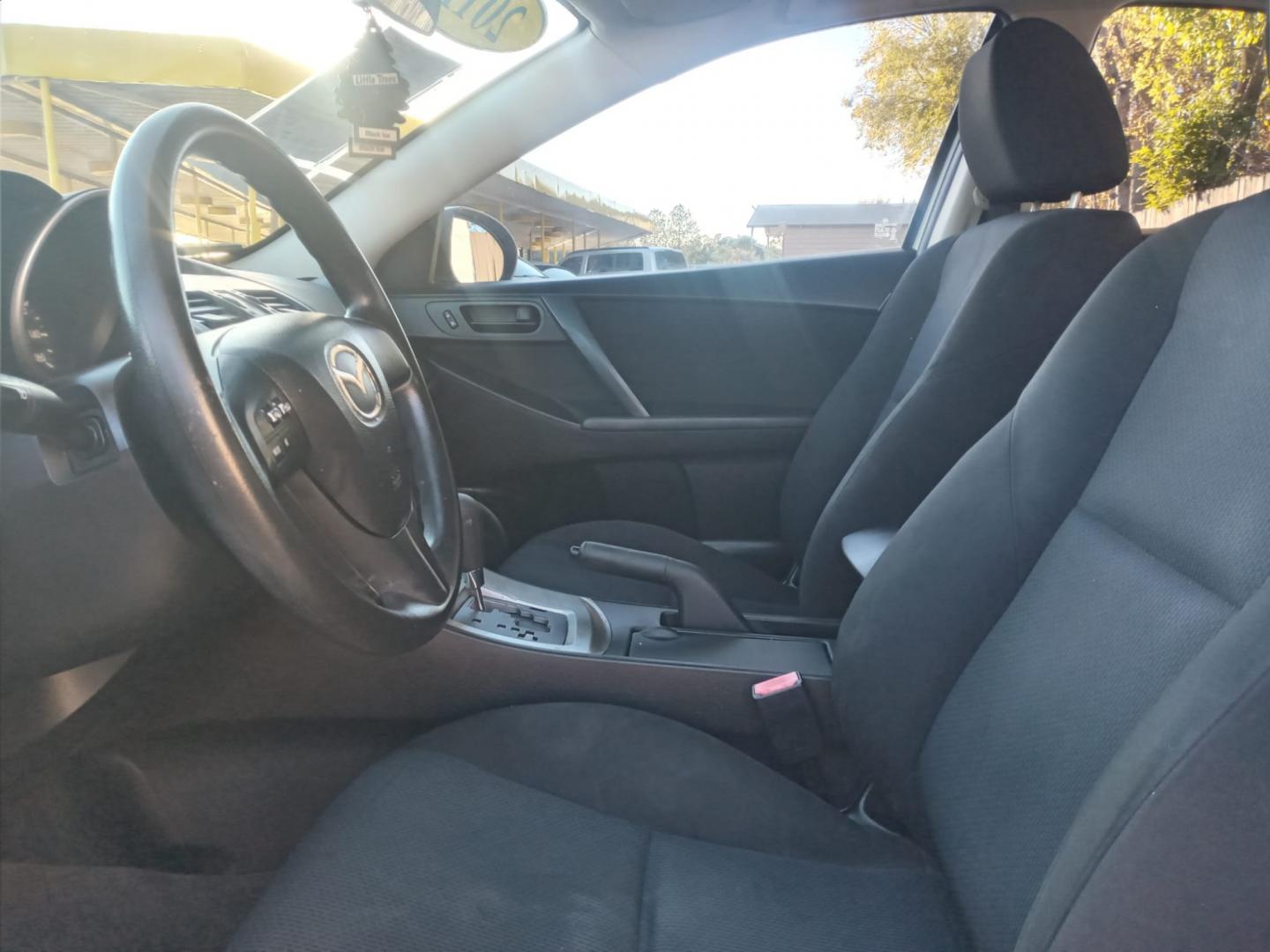 2011 /BLACK Mazda MAZDA3 i Sport 4-Door (JM1BL1UG5B1) with an 2.0L L4 DOHC 16V engine, located at 16710 Clay Rd., Houston, TX, 77084, (281) 859-7900, 29.834864, -95.656166 - Low Down. Low Payments. - Photo#7