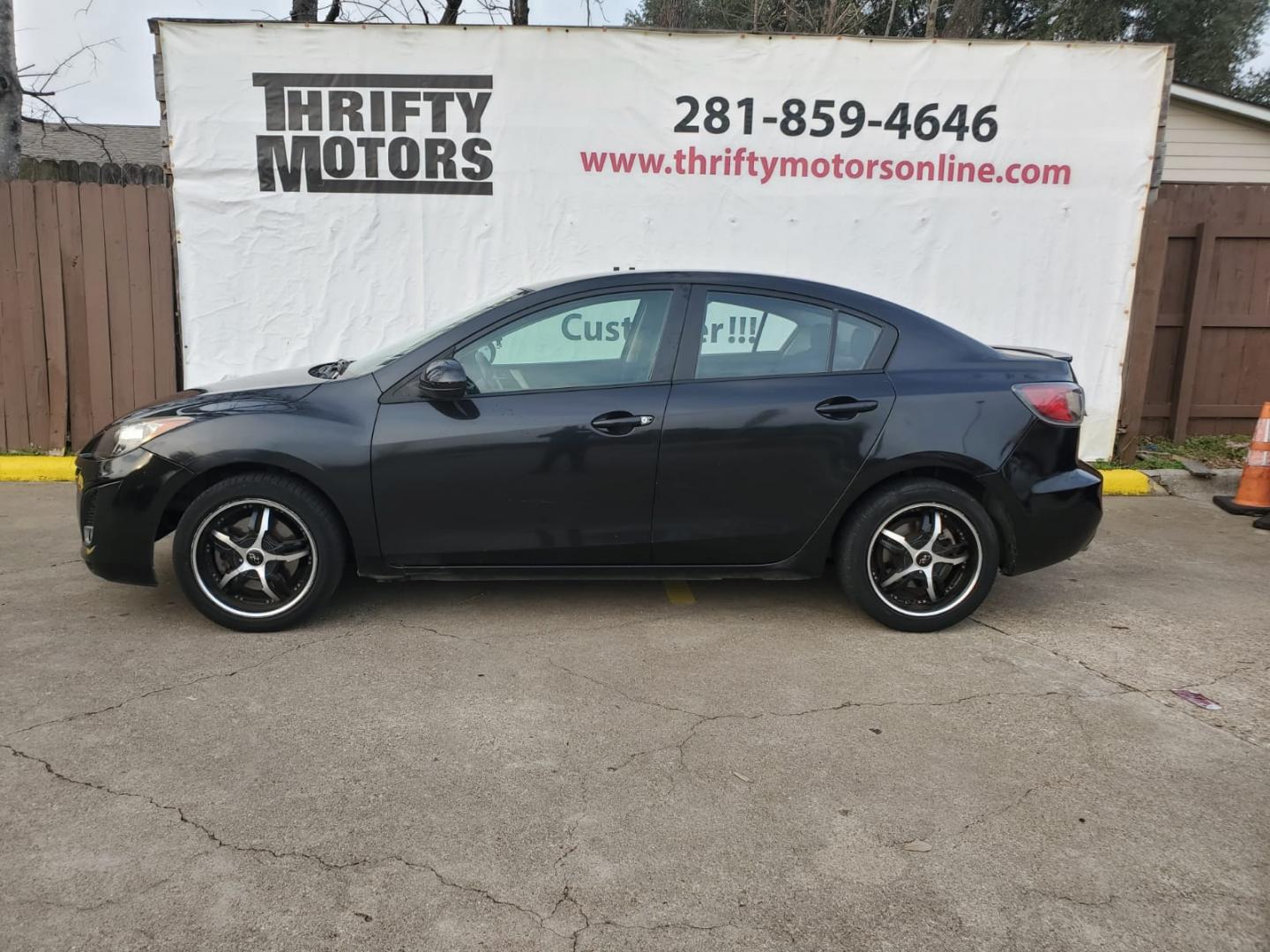 2011 Black Mazda MAZDA3 s Sport 4-Door (JM1BL1U65B1) with an 2.5L L4 DOHC 16V engine, located at 16710 Clay Rd., Houston, TX, 77084, (281) 859-7900, 29.834864, -95.656166 - Low Down. Low Payments - Photo#0