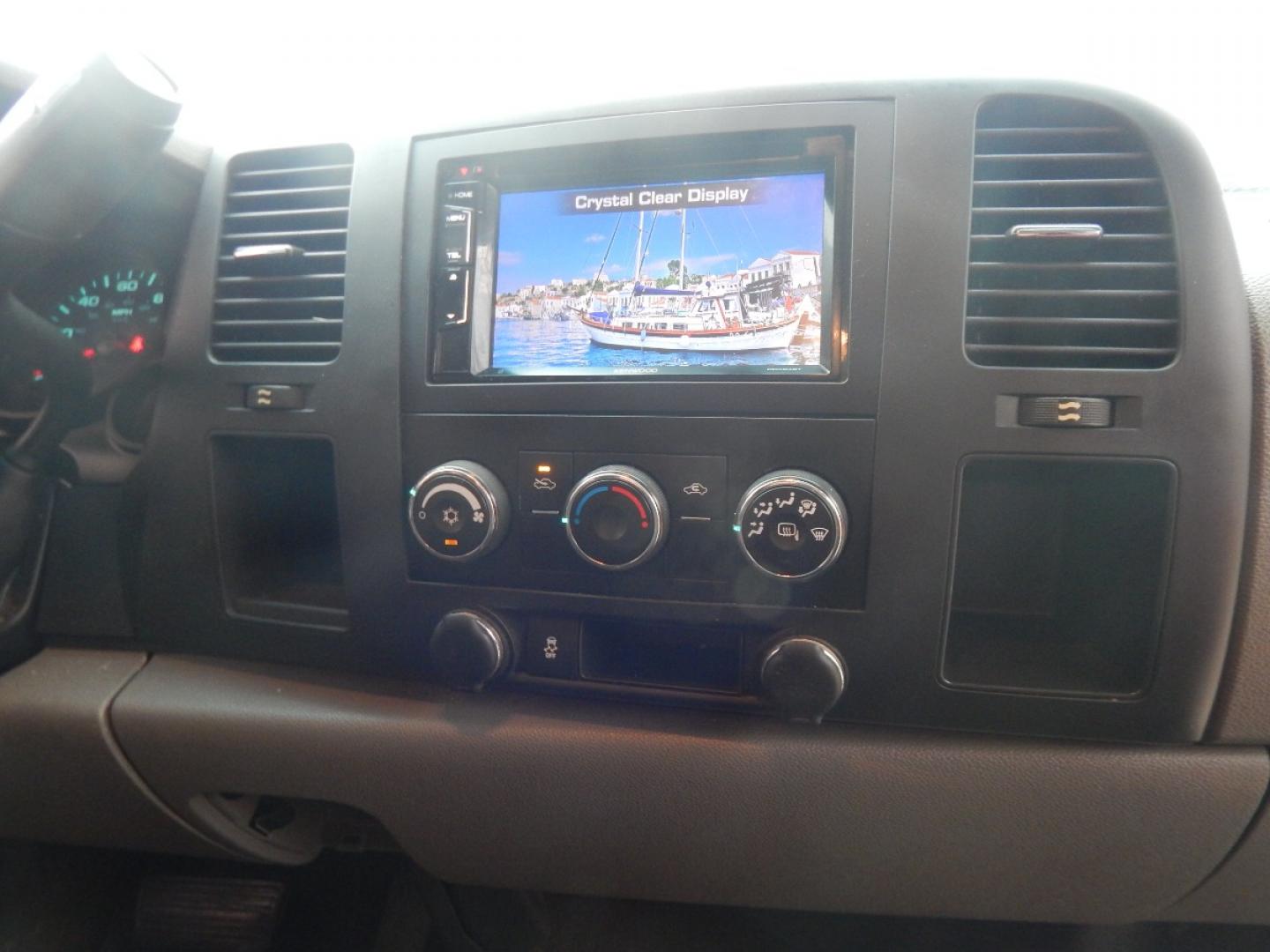 2012 White Chevrolet Silverado 1500 Work Truck Ext. Cab 4WD (1GCRKPEA6CZ) with an 4.8L V8 OHV 16V engine, 4-Speed Automatic transmission, located at 16710 Clay Rd., Houston, TX, 77084, (281) 859-7900, 29.834864, -95.656166 - Photo#13