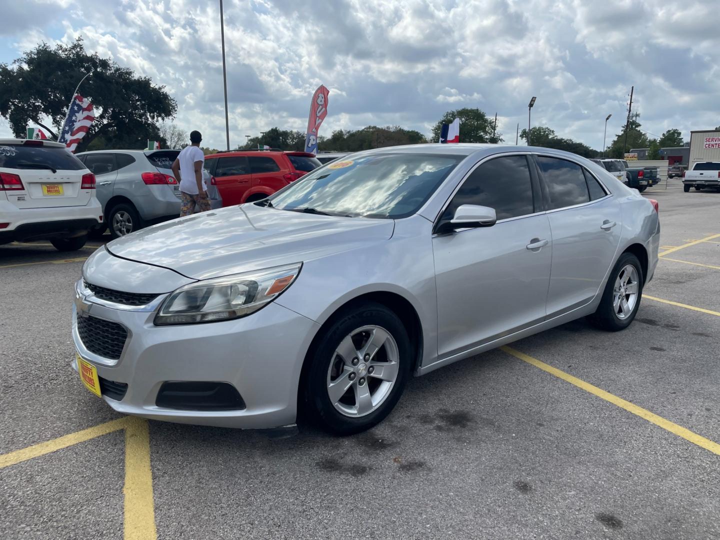 2016 Gray Chevrolet Malibu Limited 1LT (1G11C5SAXGF) with an 2.5L L4 DOHC 16V engine, 6A transmission, located at 16710 Clay Rd., Houston, TX, 77084, (281) 859-7900, 29.834864, -95.656166 - Low Down. Low Payments. - Photo#2