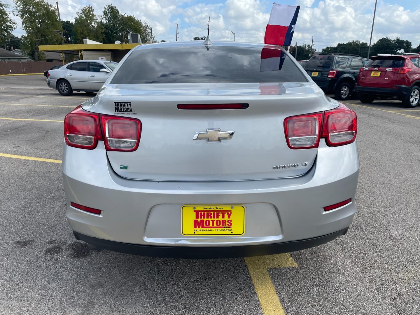 2016 Gray Chevrolet Malibu Limited 1LT (1G11C5SAXGF) with an 2.5L L4 DOHC 16V engine, 6A transmission, located at 16710 Clay Rd., Houston, TX, 77084, (281) 859-7900, 29.834864, -95.656166 - Low Down. Low Payments. - Photo#4