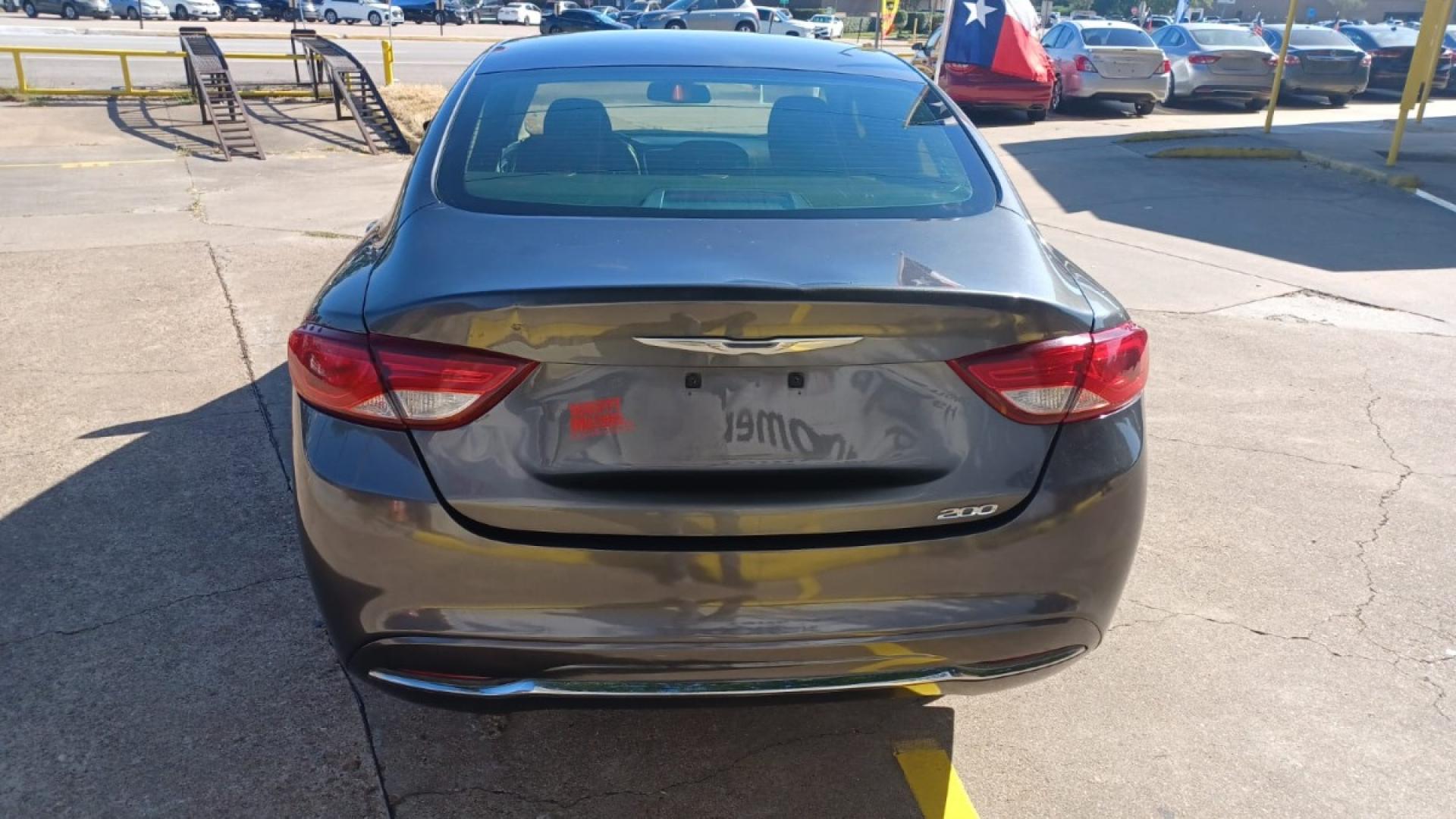 2015 Gray Chrysler 200 Limited (1C3CCCAB5FN) with an 2.4L L4 DOHC 16V engine, 9-Speed Automatic transmission, located at 16710 Clay Rd., Houston, TX, 77084, (281) 859-7900, 29.834864, -95.656166 - Low Down. Low Payments. - Photo#5