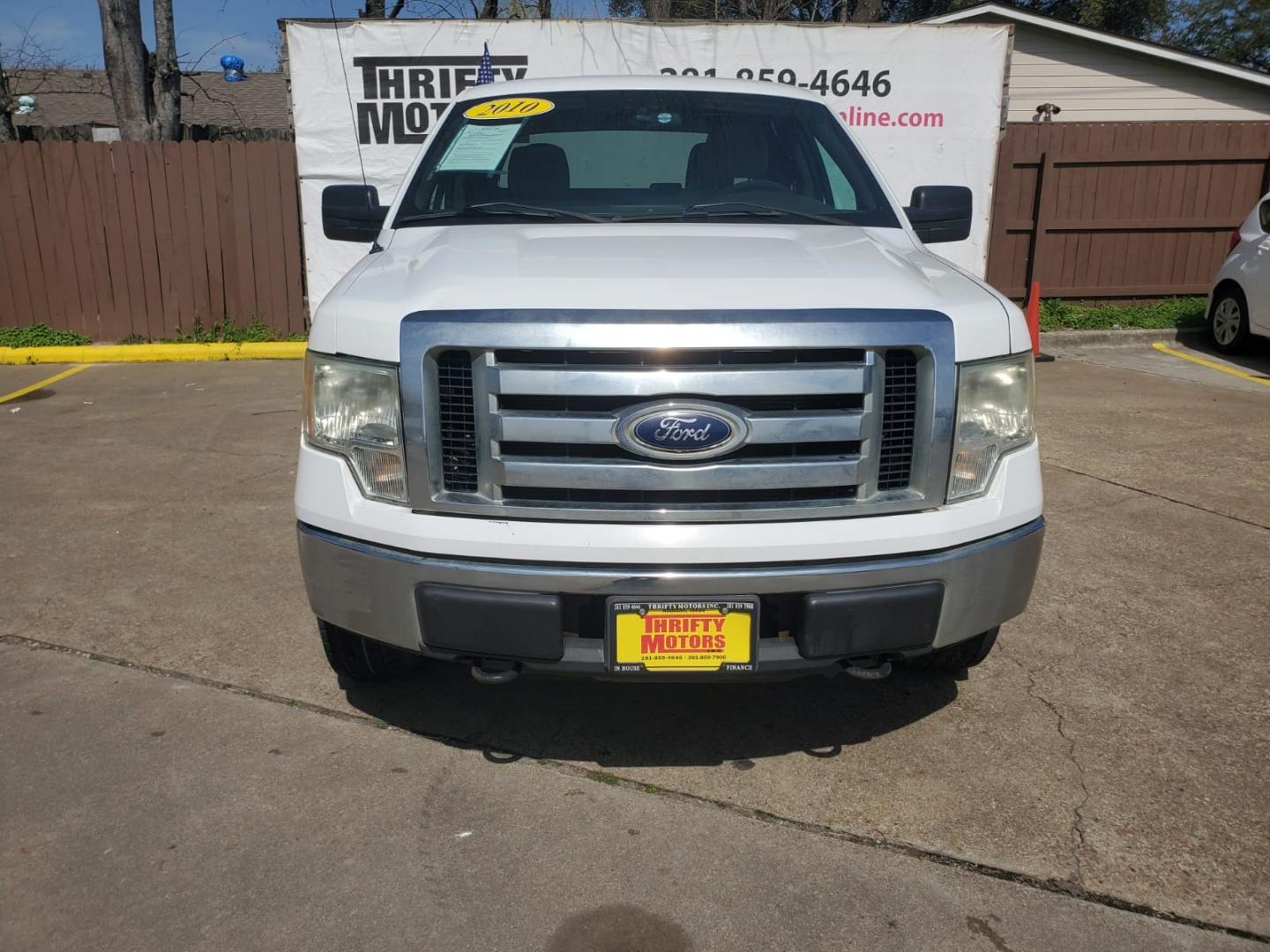 2010 White Ford F-150 Lariat SuperCrew 5.5-ft. Bed 4WD (1FTEW1E85AF) with an 4.6L V8 SOHC 24V engine, 4-Speed Automatic transmission, located at 16710 Clay Rd., Houston, TX, 77084, (281) 859-7900, 29.834864, -95.656166 - Low Down. Low Payments. - Photo#1