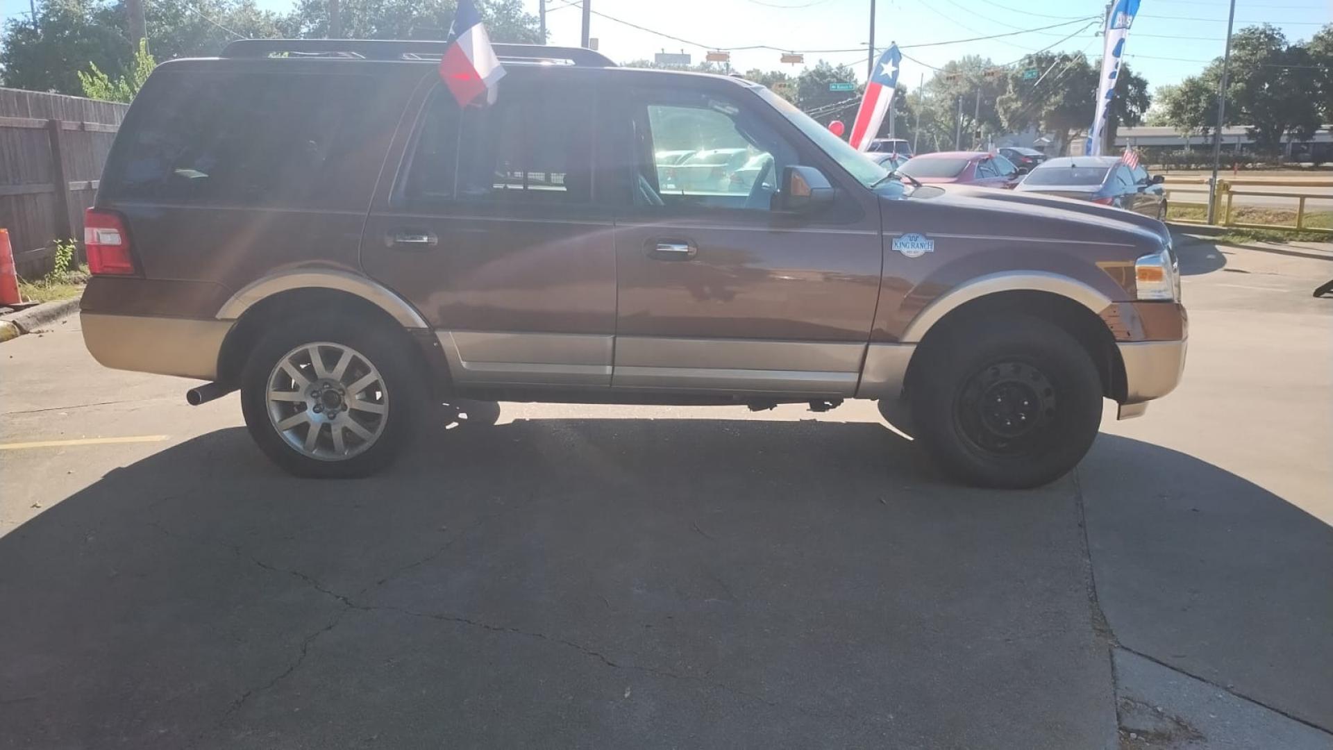 2012 Ford Expedition King Ranch 2WD (1FMJU1H57CE) with an 5.4L V8 SOHC 16V FFV engine, 6-Speed Automatic transmission, located at 16710 Clay Rd., Houston, TX, 77084, (281) 859-7900, 29.834864, -95.656166 - Photo#8