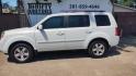 2011 Honda Pilot EX-L 2WD 5-Spd AT (5FNYF3H50BB) with an 3.5L V6 SOHC 24V engine, 5-Speed Automatic transmission, located at 16710 Clay Rd., Houston, TX, 77084, (281) 859-7900, 29.834864, -95.656166 - Photo#9