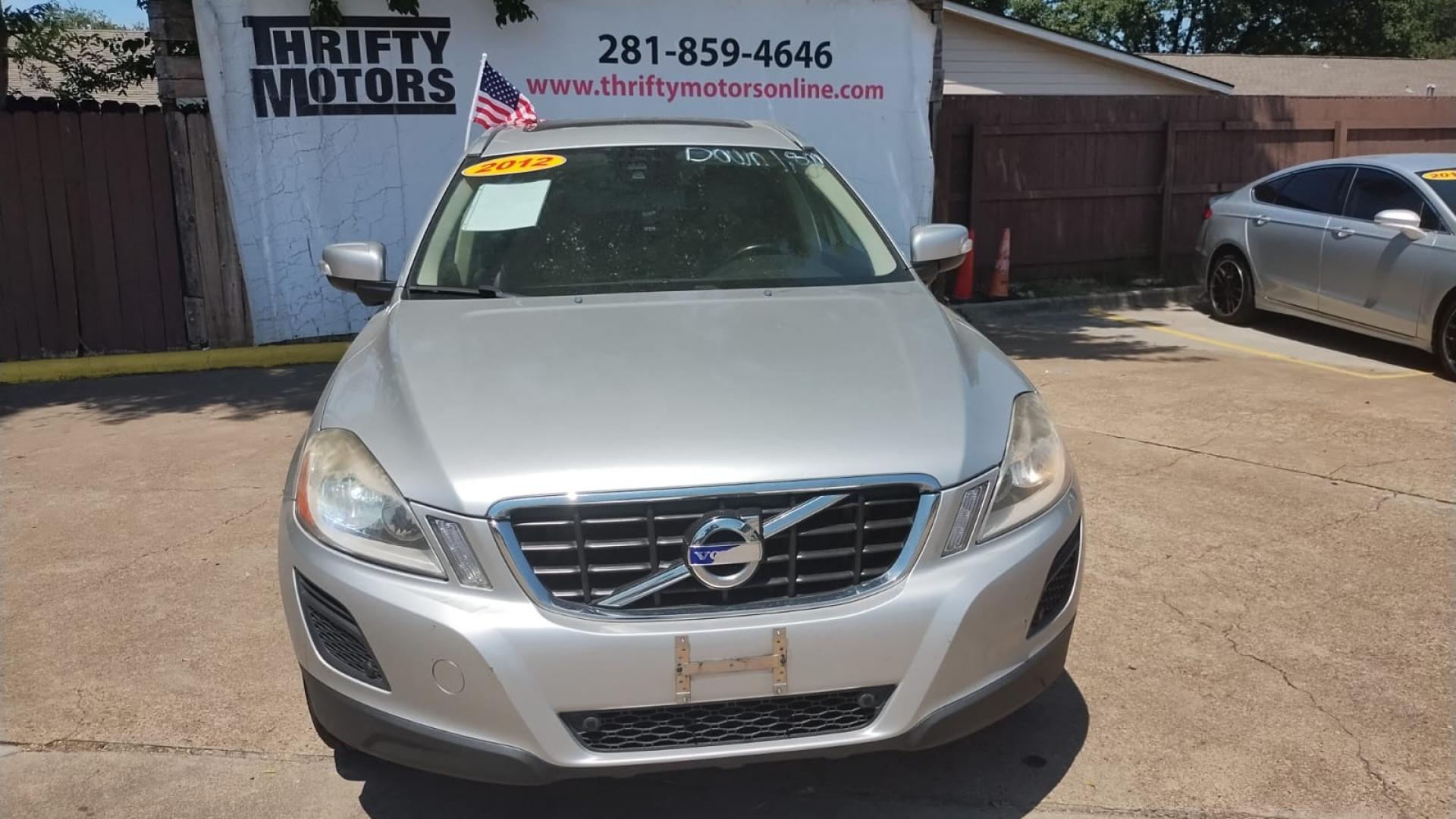 2012 Volvo XC60 3.2 (YV4952DL9C2) with an 3.0L L6 DOHC 24V TURBO engine, 6-Speed Automatic transmission, located at 16710 Clay Rd., Houston, TX, 77084, (281) 859-7900, 29.834864, -95.656166 - Photo#8