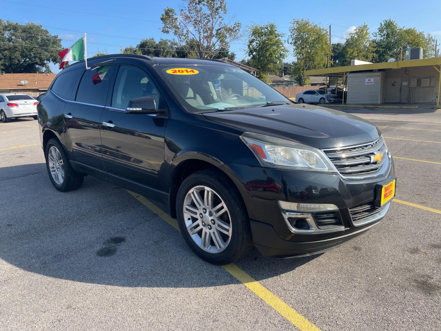 2014 Chevrolet Traverse 1LT FWD (1GNKRGKD7EJ) with an 3.6L V6 DOHC 24V engine, 6-Speed Automatic transmission, located at 16710 Clay Rd., Houston, TX, 77084, (281) 859-7900, 29.834864, -95.656166 - Photo#12