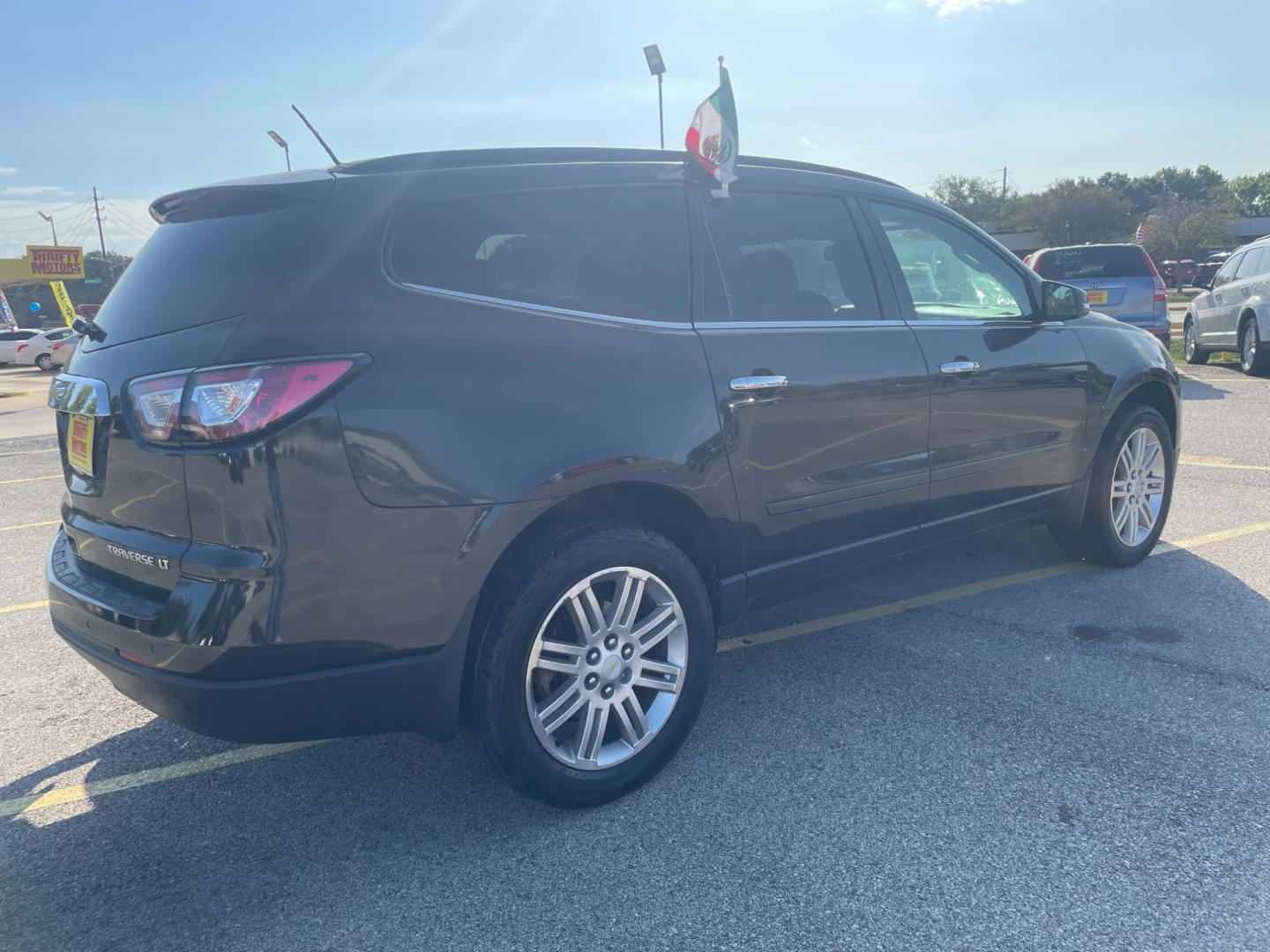 2014 Chevrolet Traverse 1LT FWD (1GNKRGKD7EJ) with an 3.6L V6 DOHC 24V engine, 6-Speed Automatic transmission, located at 16710 Clay Rd., Houston, TX, 77084, (281) 859-7900, 29.834864, -95.656166 - Photo#3