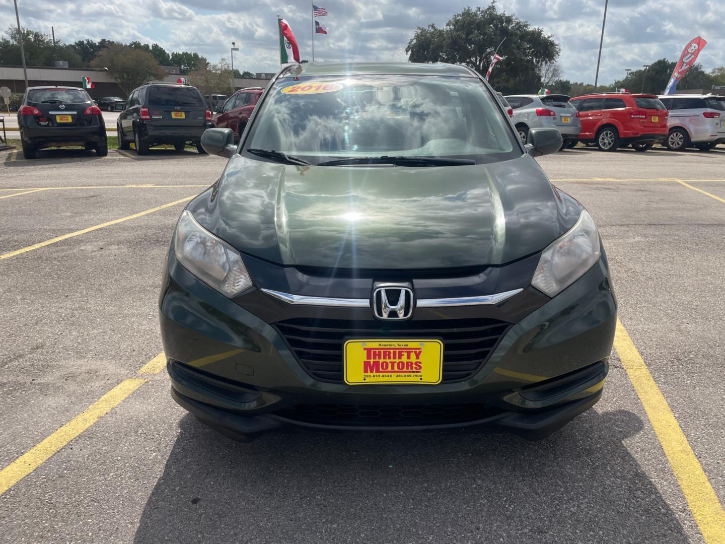 2016 Honda HR-V LX 2WD CVT (3CZRU5H32GM) with an 1.8L L4 DOHC 16V engine, Continuously Variable Transmission transmission, located at 16710 Clay Rd., Houston, TX, 77084, (281) 859-7900, 29.834864, -95.656166 - Photo#2