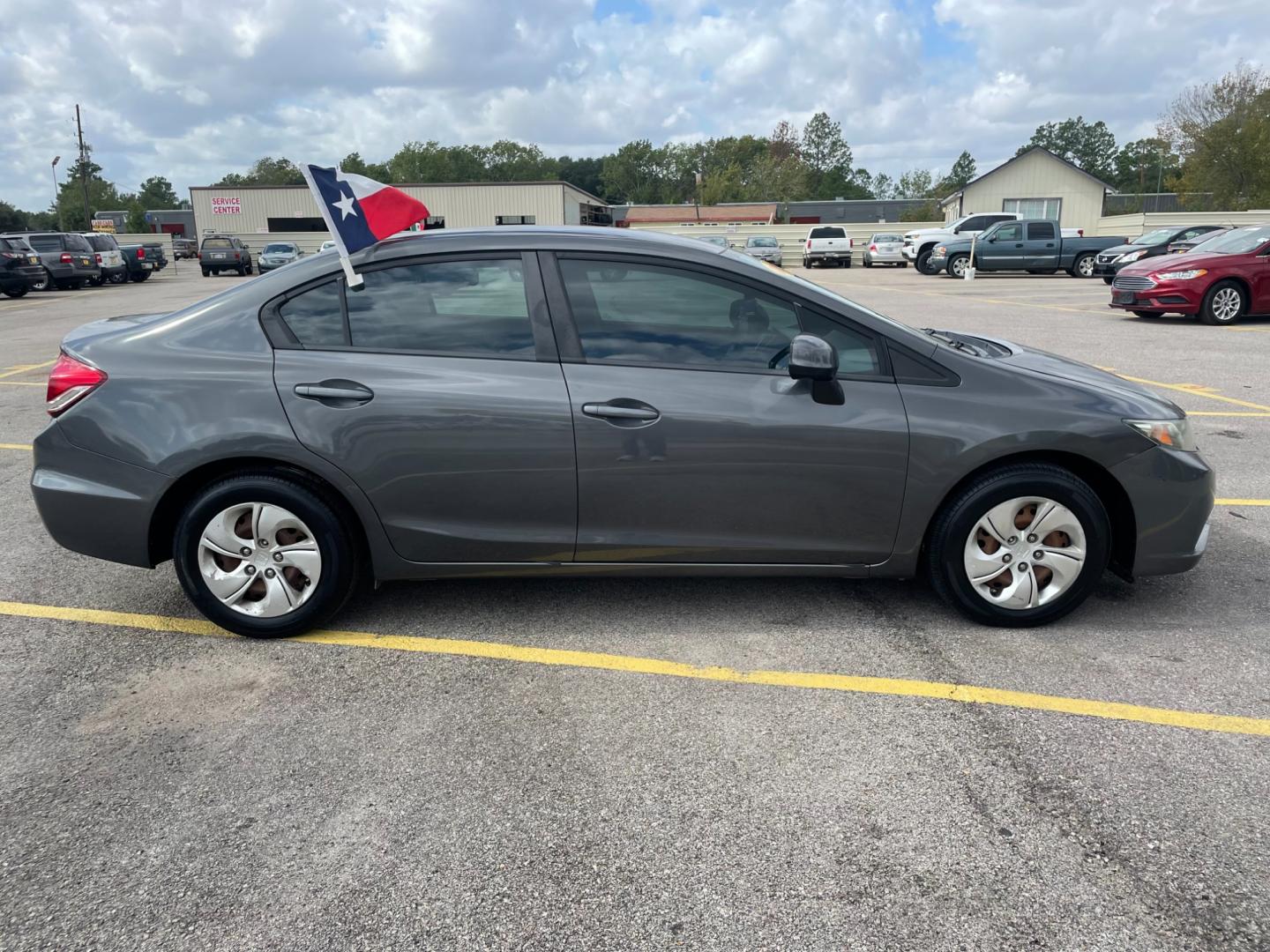 2013 Honda Civic LX Sedan 5-Speed AT (2HGFB2F54DH) with an 1.8L L4 SOHC 16V engine, 5-Speed Automatic transmission, located at 16710 Clay Rd., Houston, TX, 77084, (281) 859-7900, 29.834864, -95.656166 - Photo#3