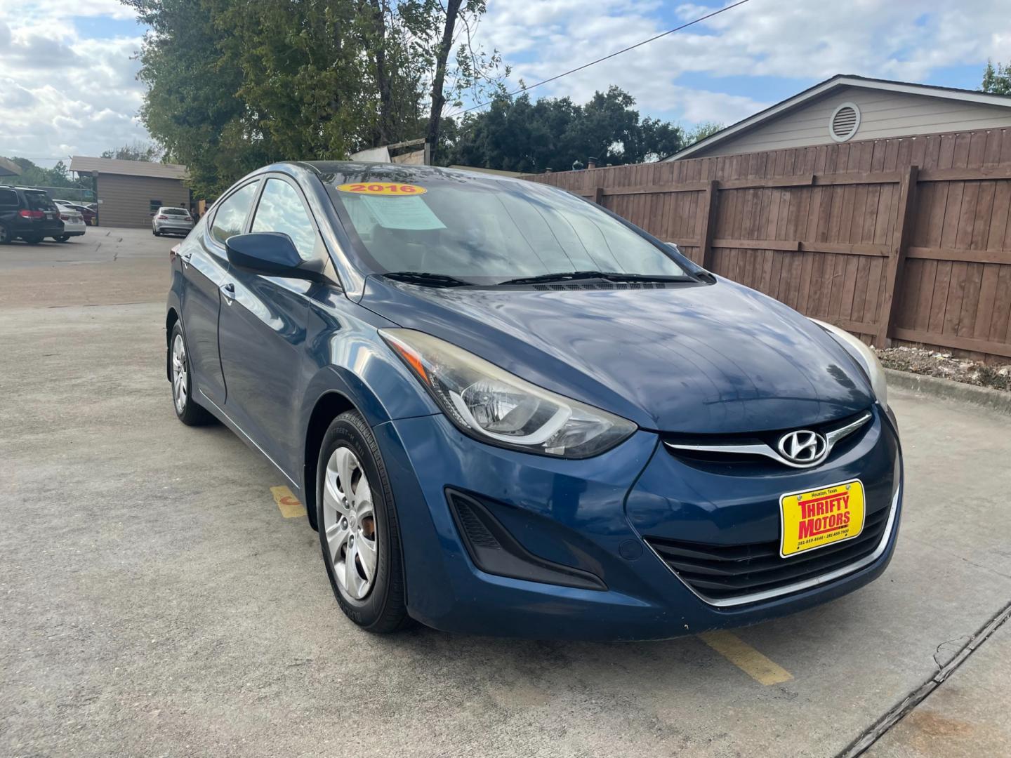 2016 Hyundai Elantra Limited (KMHDH4AE2GU) with an 1.8L L4 DOHC 16V engine, 6-Speed Automatic transmission, located at 16710 Clay Rd., Houston, TX, 77084, (281) 859-7900, 29.834864, -95.656166 - Photo#1